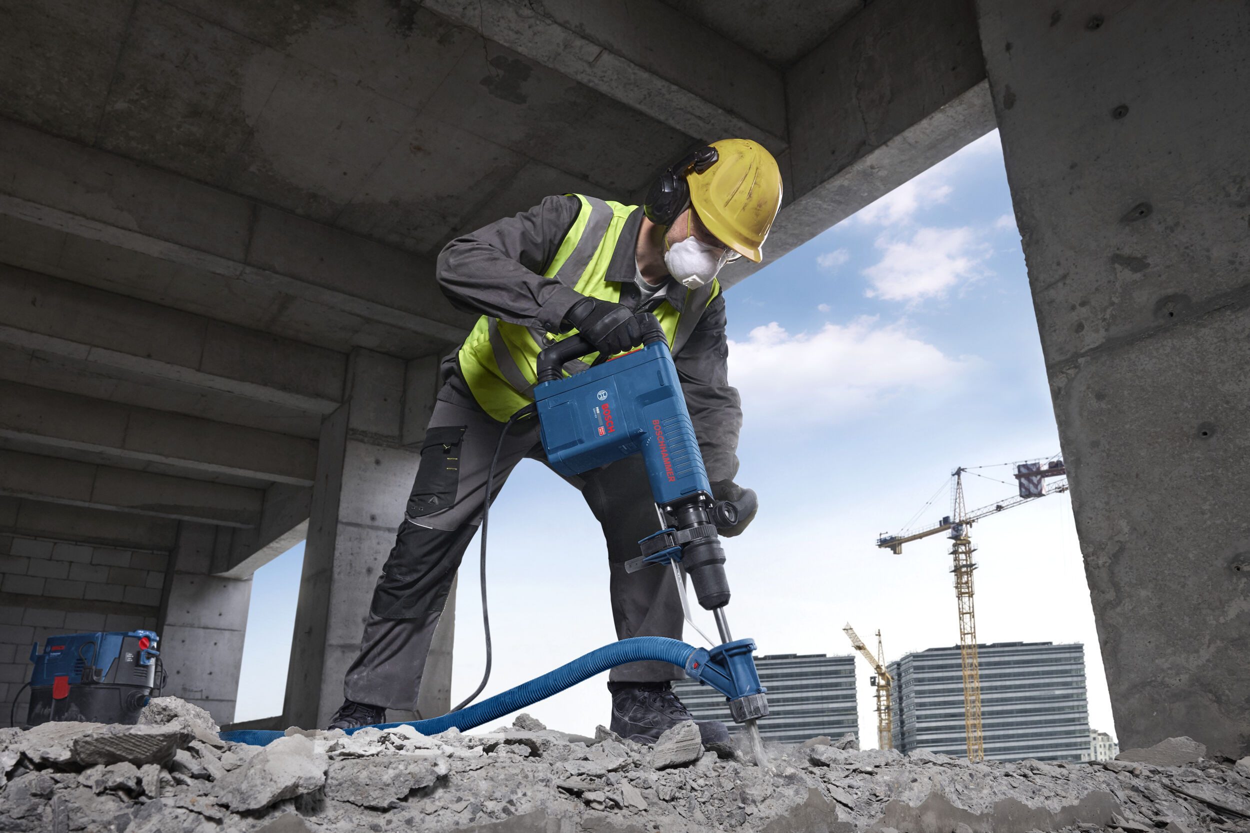 BOSCH Abbruchhammer GSH, Schlaghammer mit SDS max GSH11EV - im Handwerkerkoffer