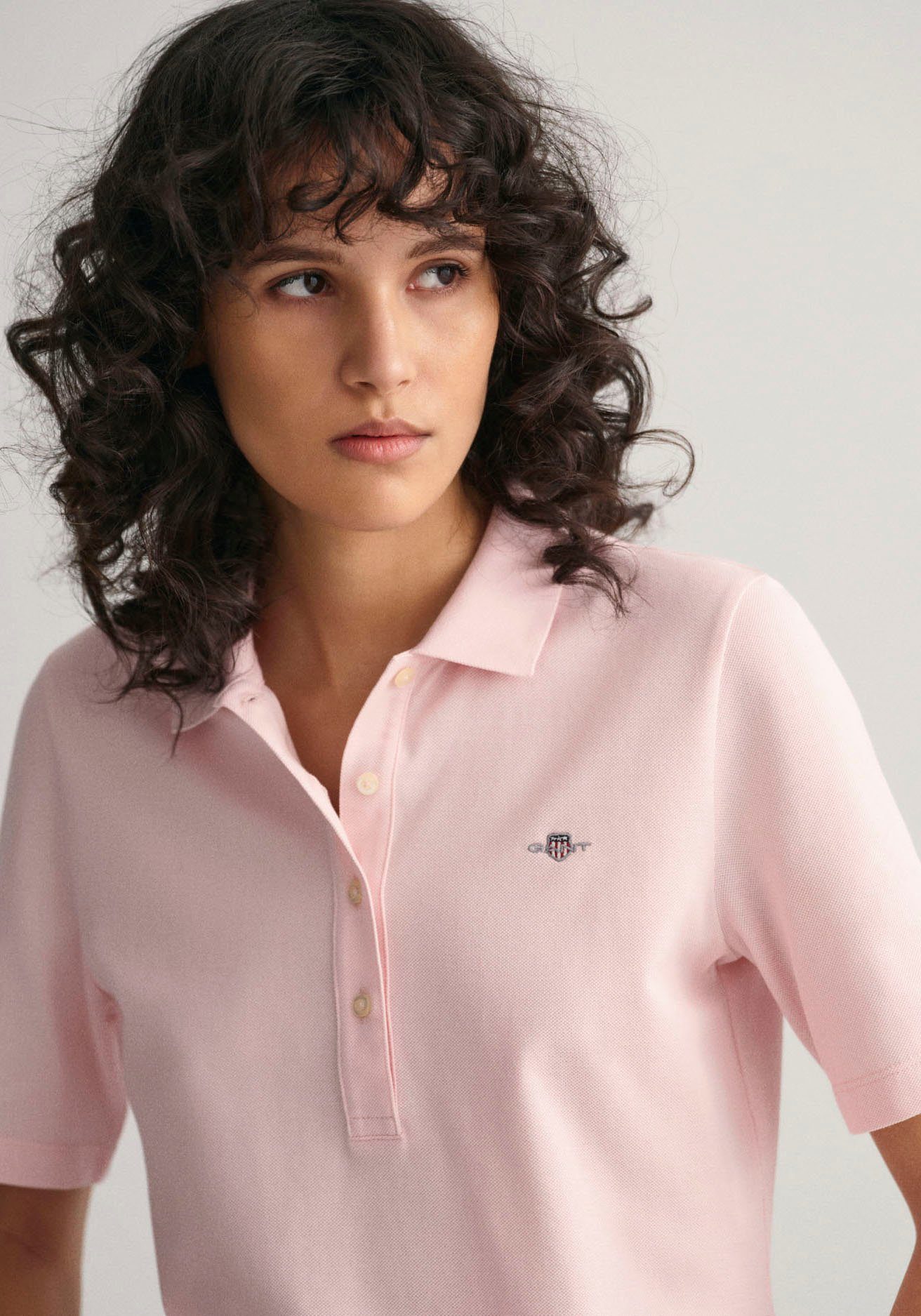 Gant Poloshirt SLIM SHIELD KA mit grafischer pink Brust Logostickerei PIQUE POLO der faded auf