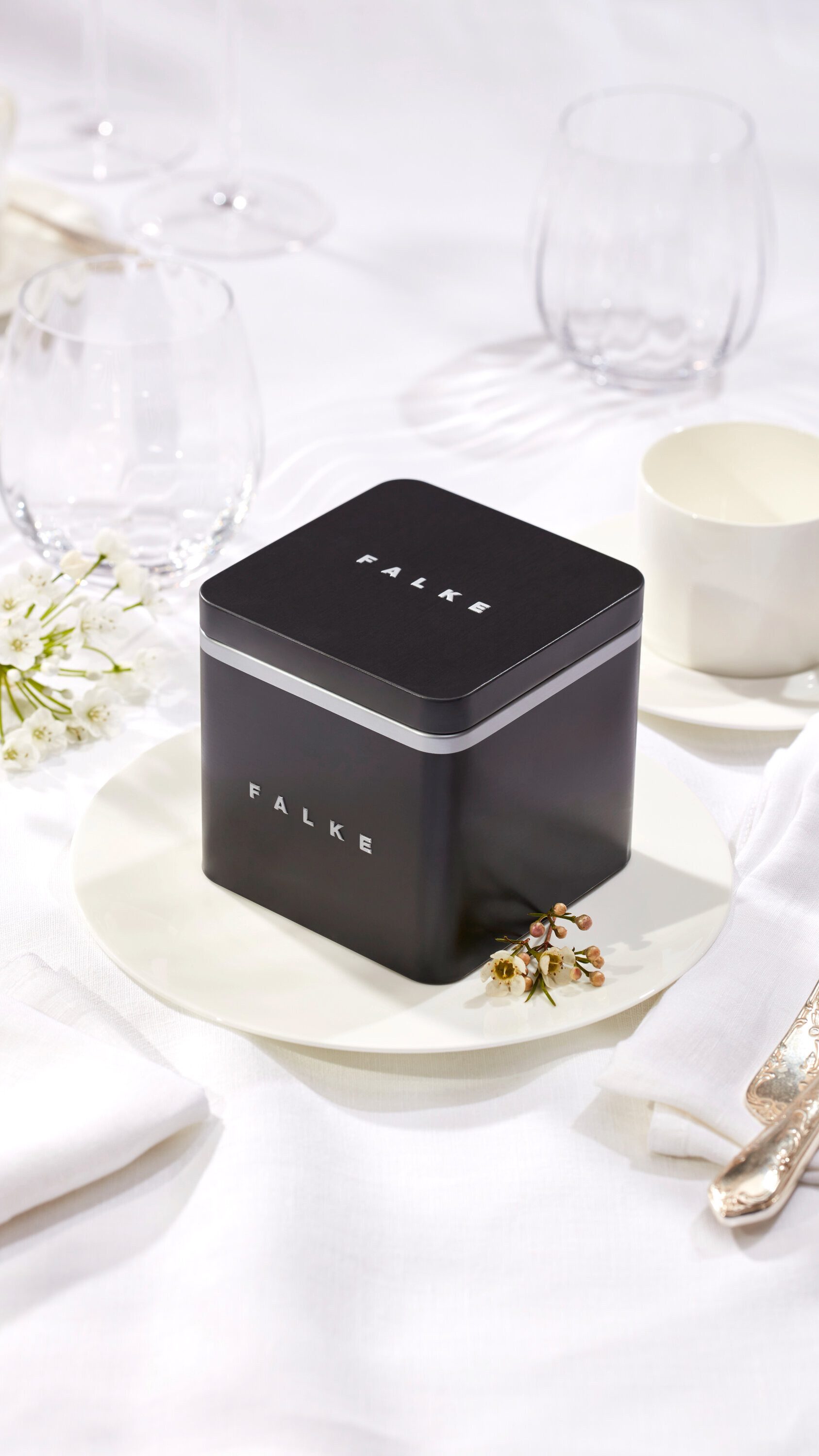 FALKE Socken Happy Box 3-Pack Socken mit Geschenkverpackung (3-Paar) mit Geschenkverpackung