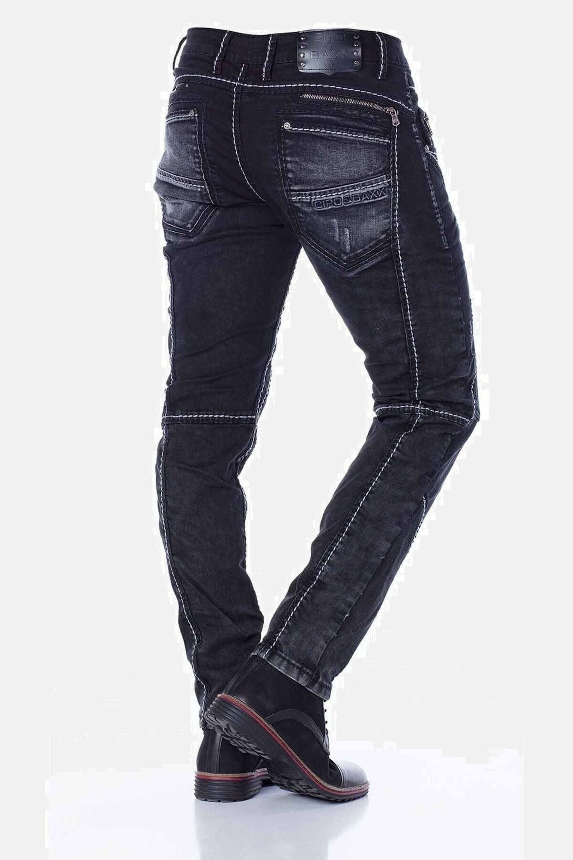 Cipo & Baxx 5-Pocket-Jeans Jeans mit extravaganten Teilungsnähten, CD288