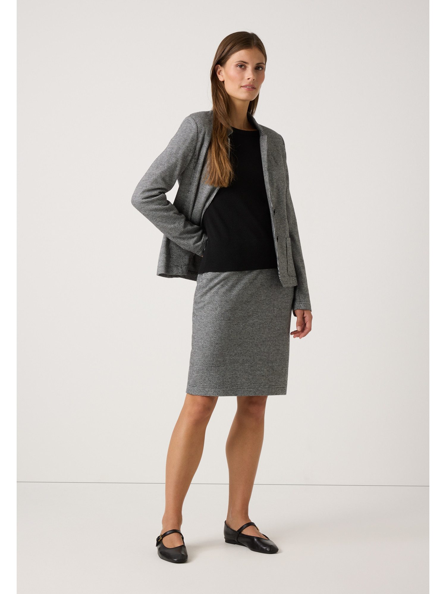 MORE&MORE Jerseyblazer softer, leicht taillierter Stretchblazer günstig online kaufen