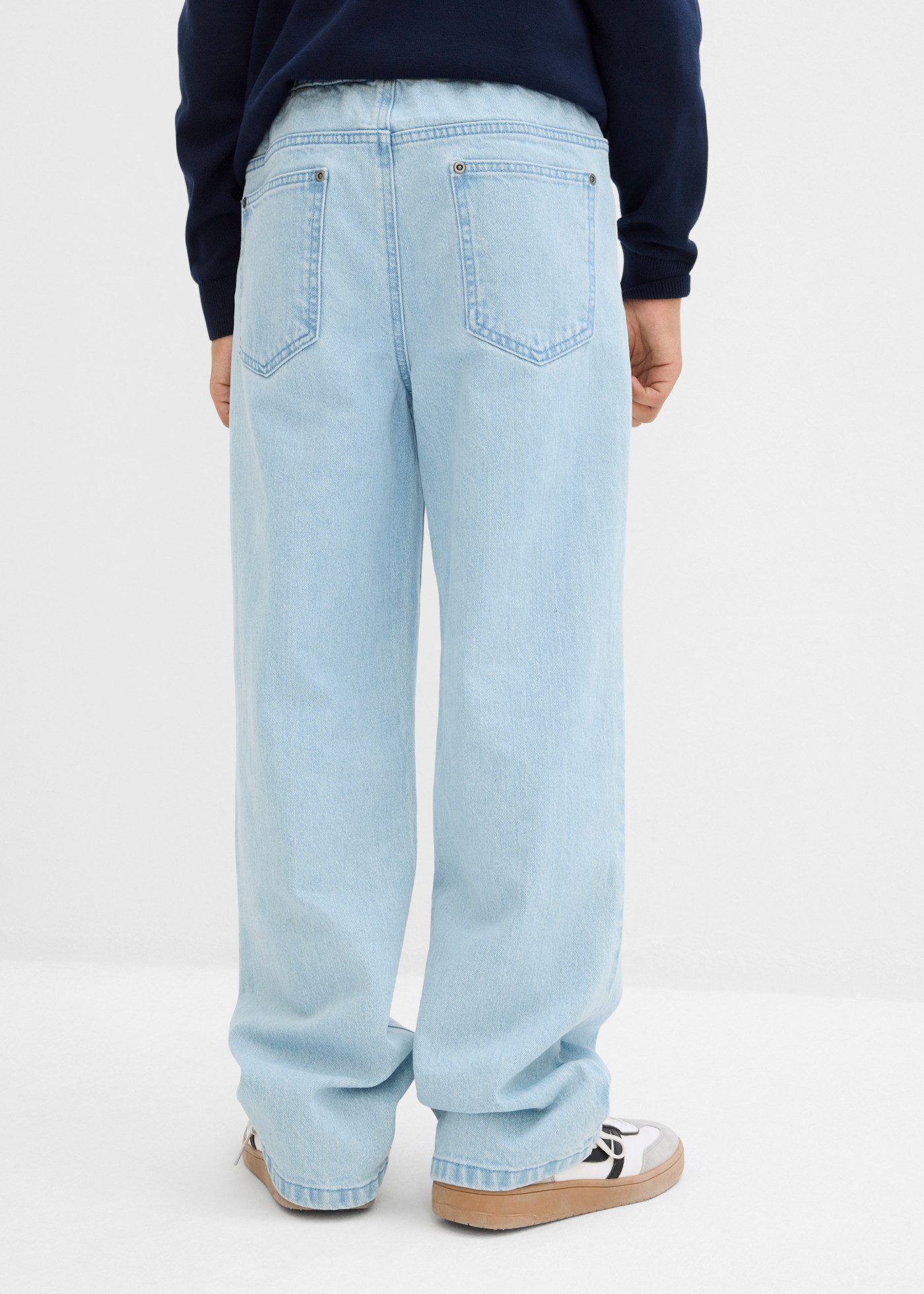 bonprix Loose-fit-Jeans mit leichter Waschung, weit geschnittenes Bein, für Jungen – Bild 2 von 5