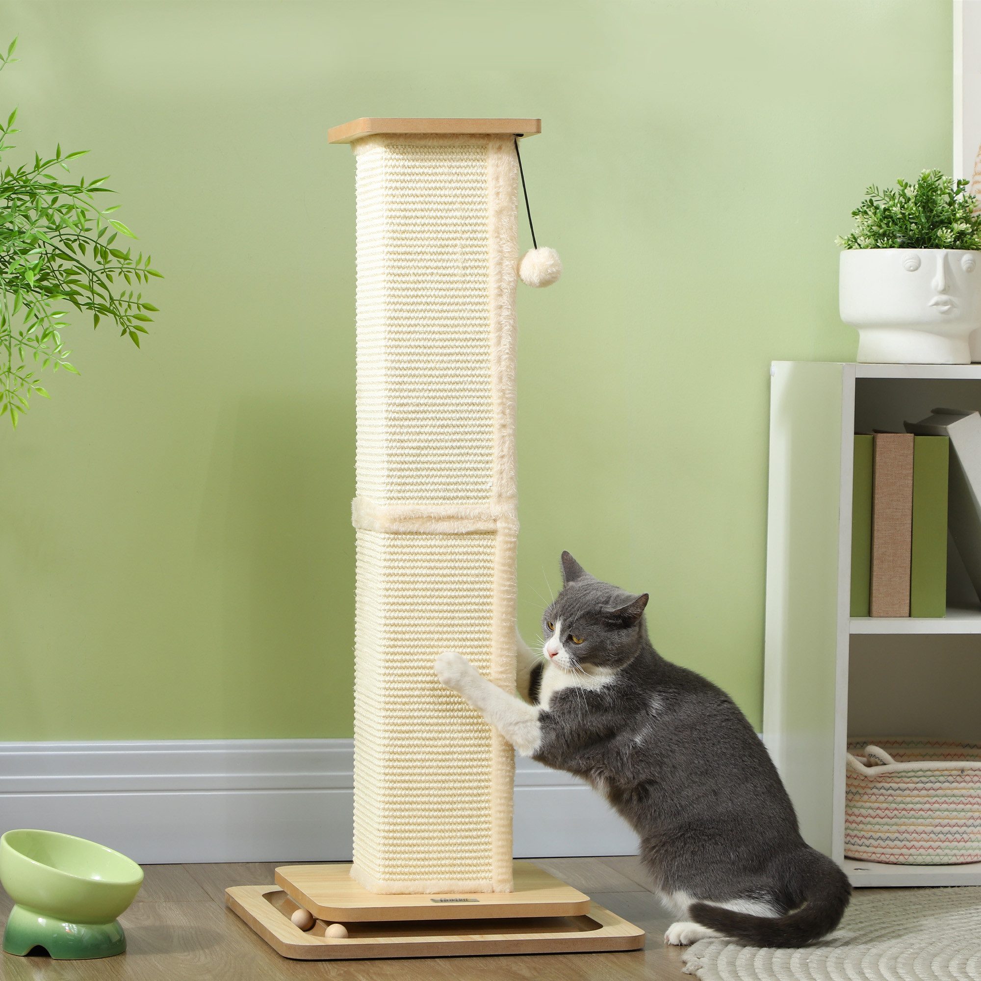 furnicato Kratzbaum 39,5L x 39,5B x 87H cm in Eiche + Cremeweiß, Katzenspielturm mit Spielschiene, Spielball und stabiler MDF-Basis