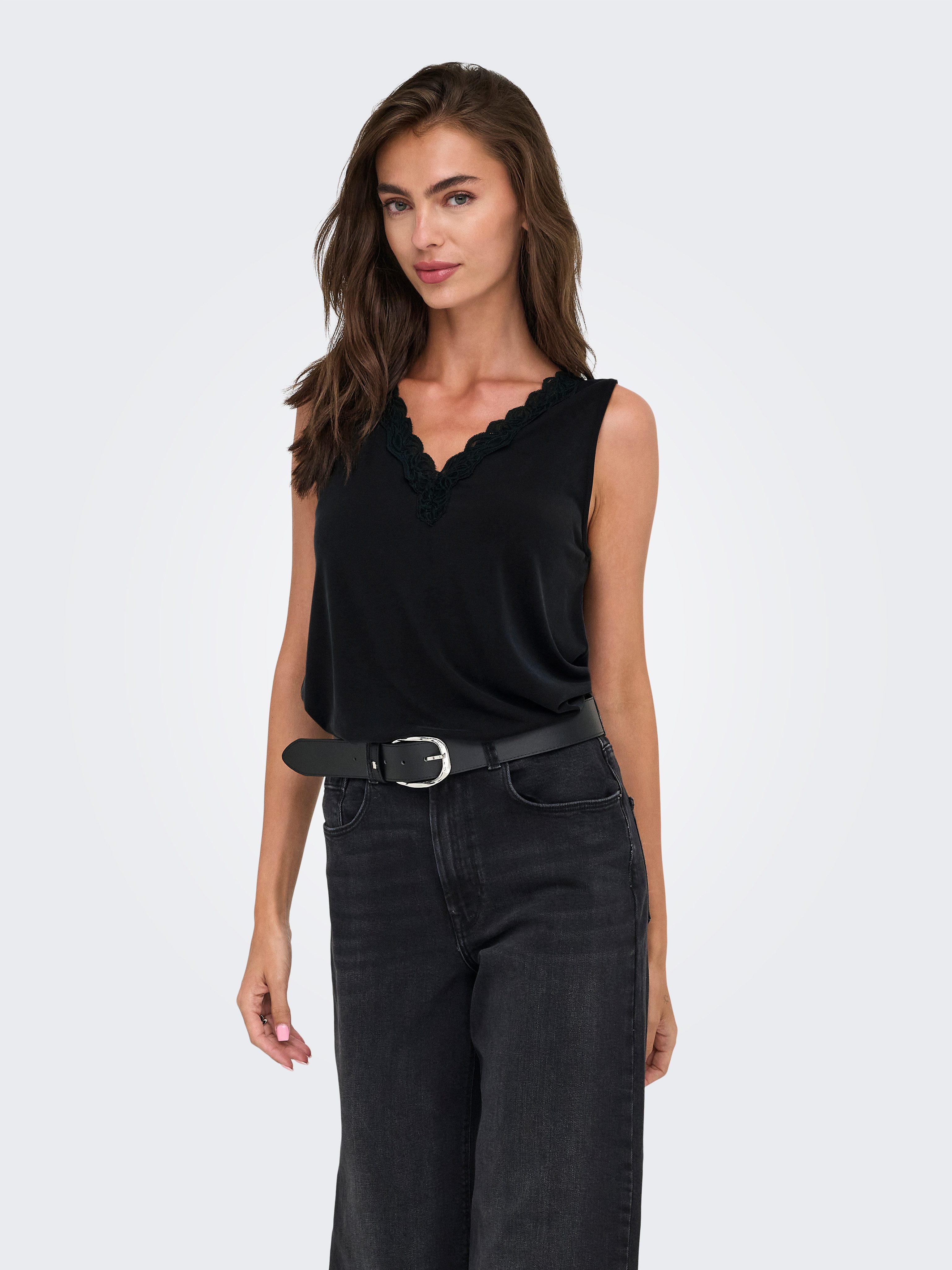 ONLY Spitzentop ONLFREE LIFE S/L V-NECK LACE MIX TOP JRS günstig online kaufen