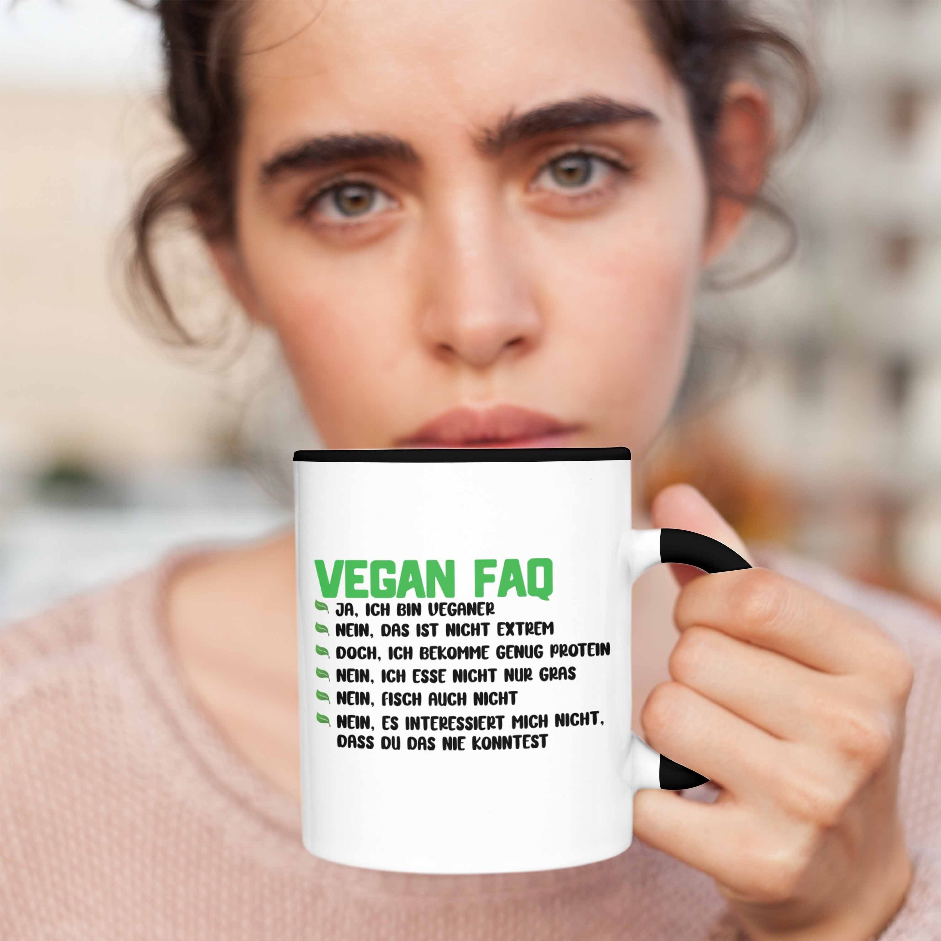 Trendation Tasse Vegan Veganer Geschenkidee Geschenk Tasse Trendation Spruch - FAQ Lustiger Vegane Lebensweise Schwarz