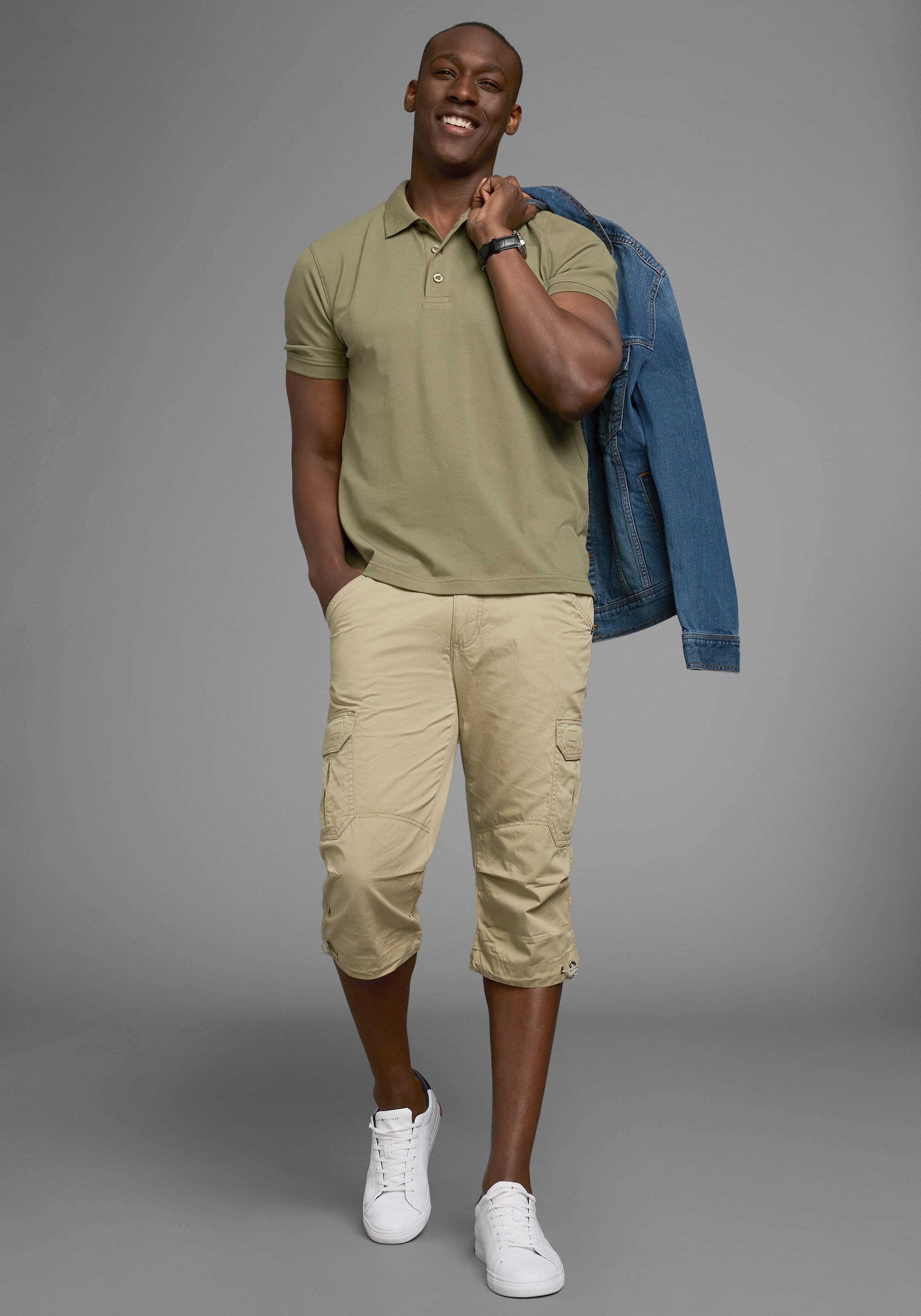 Man's World Poloshirt Kurzarm, lockere Passform, unifarben – Bild 4 von 5