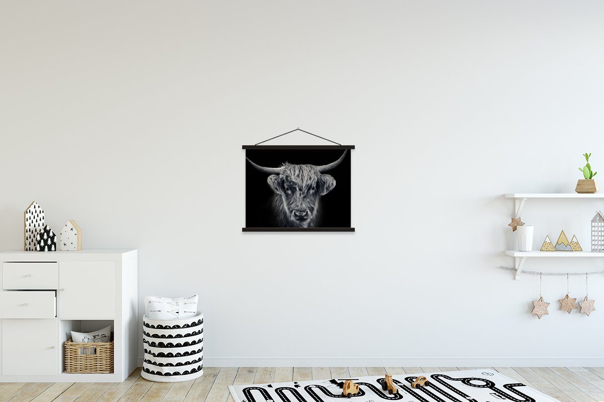 MuchoWow Poster Schottischer Highlander - Schwarz - Kuh - Tiere, (1 St), Magnetische Posterleiste, Eichenholz, Holzleisten, Textilposter schwarz | schwarz