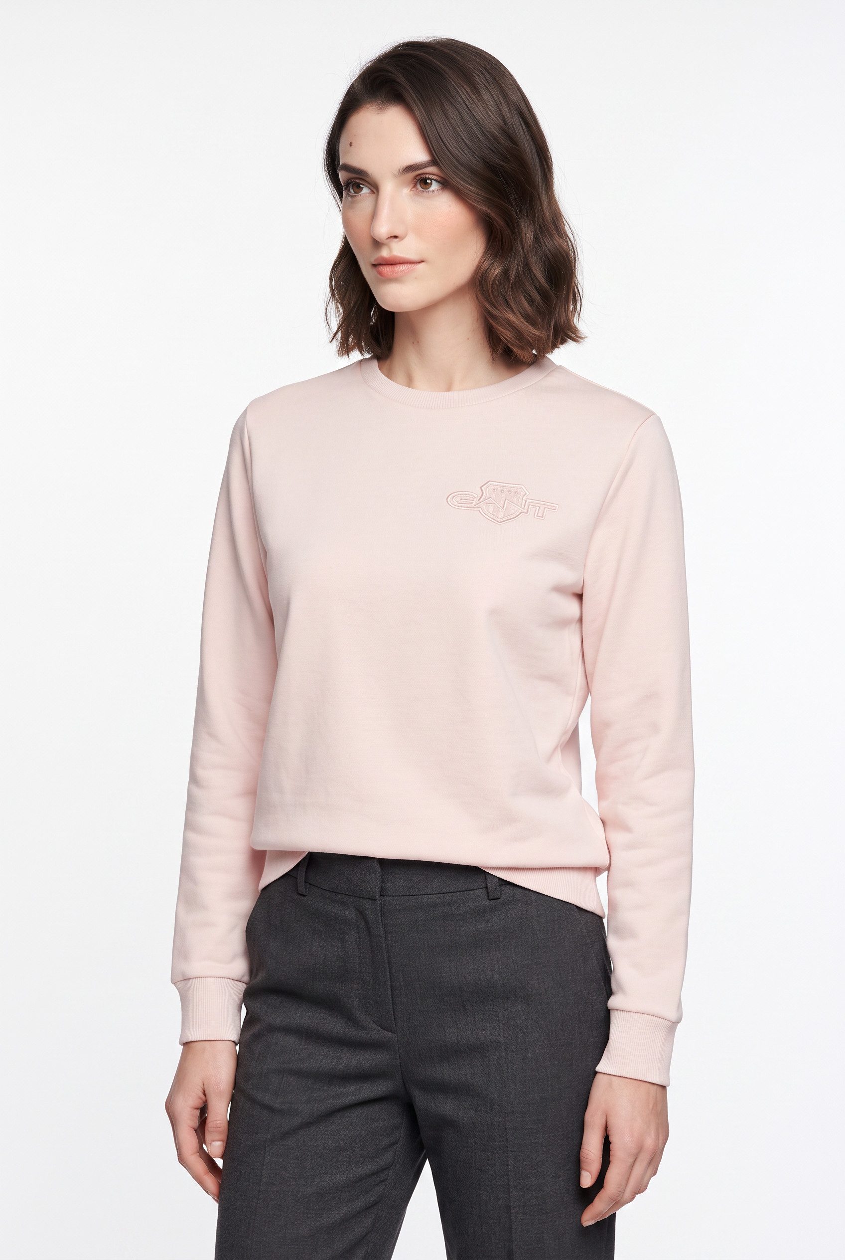 Gant Sweatshirt REG TONAL SHIELD C-NECK SWEAT Ton in Ton Stickerei, Rundhals