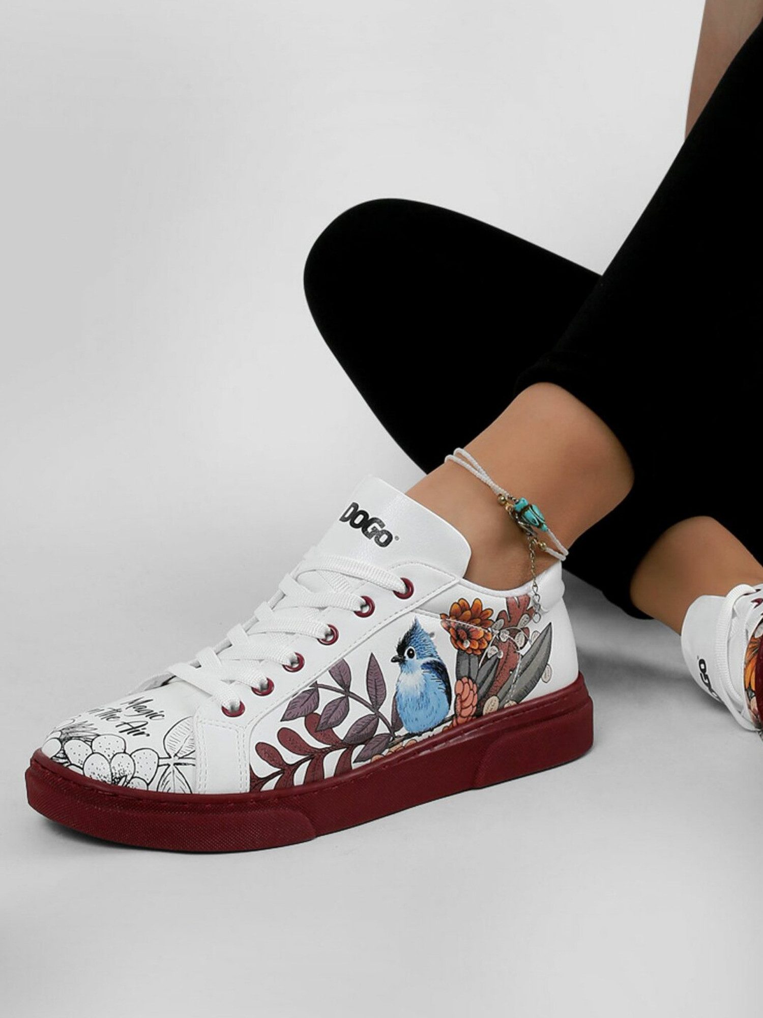 DOGO Ace Low-Top Sneaker Magic In The Air Damen Sneaker Sneaker Handgeferti günstig online kaufen