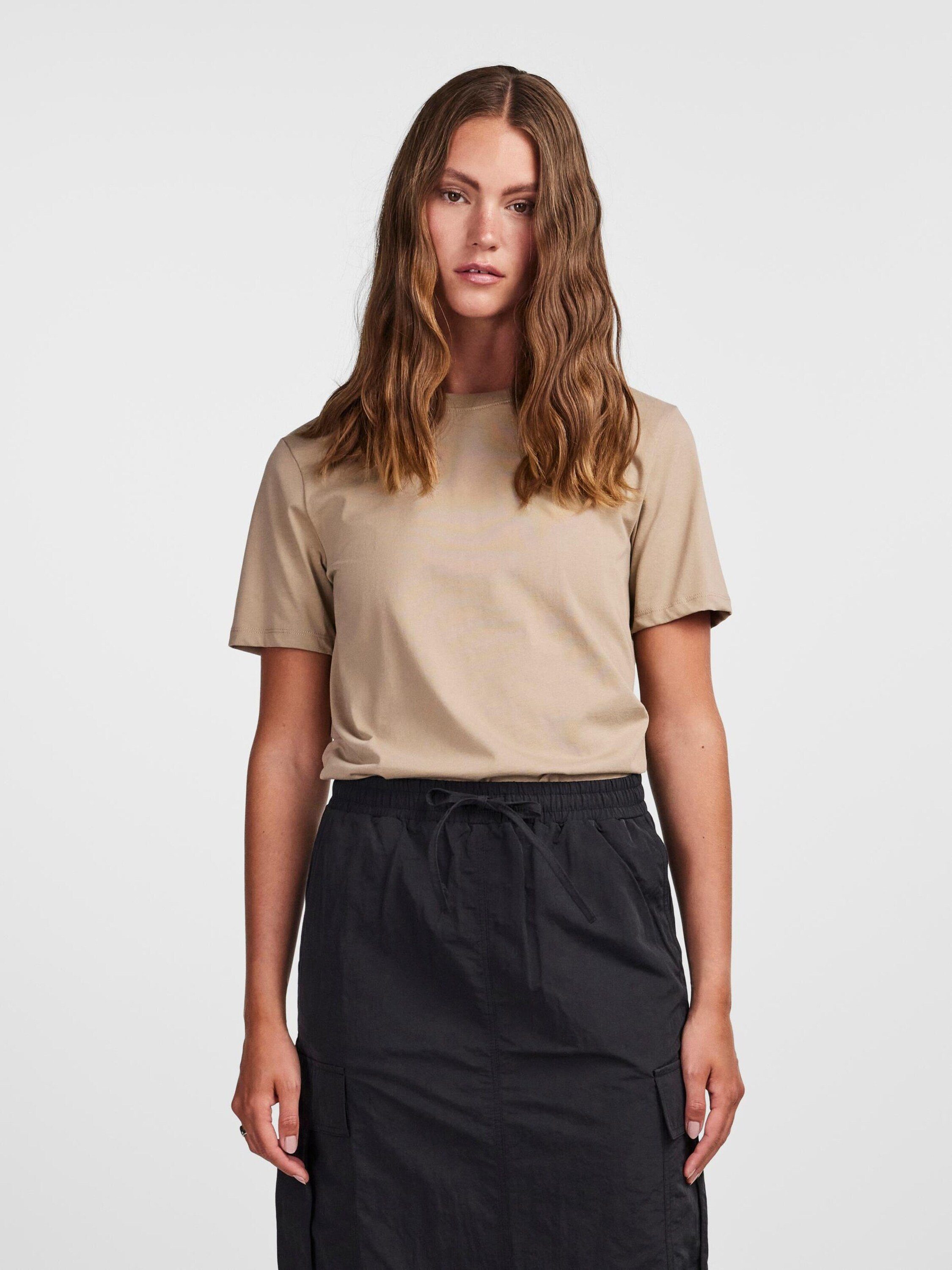 pieces T-Shirt RIA (1-tlg) Plain/ohne Details günstig online kaufen