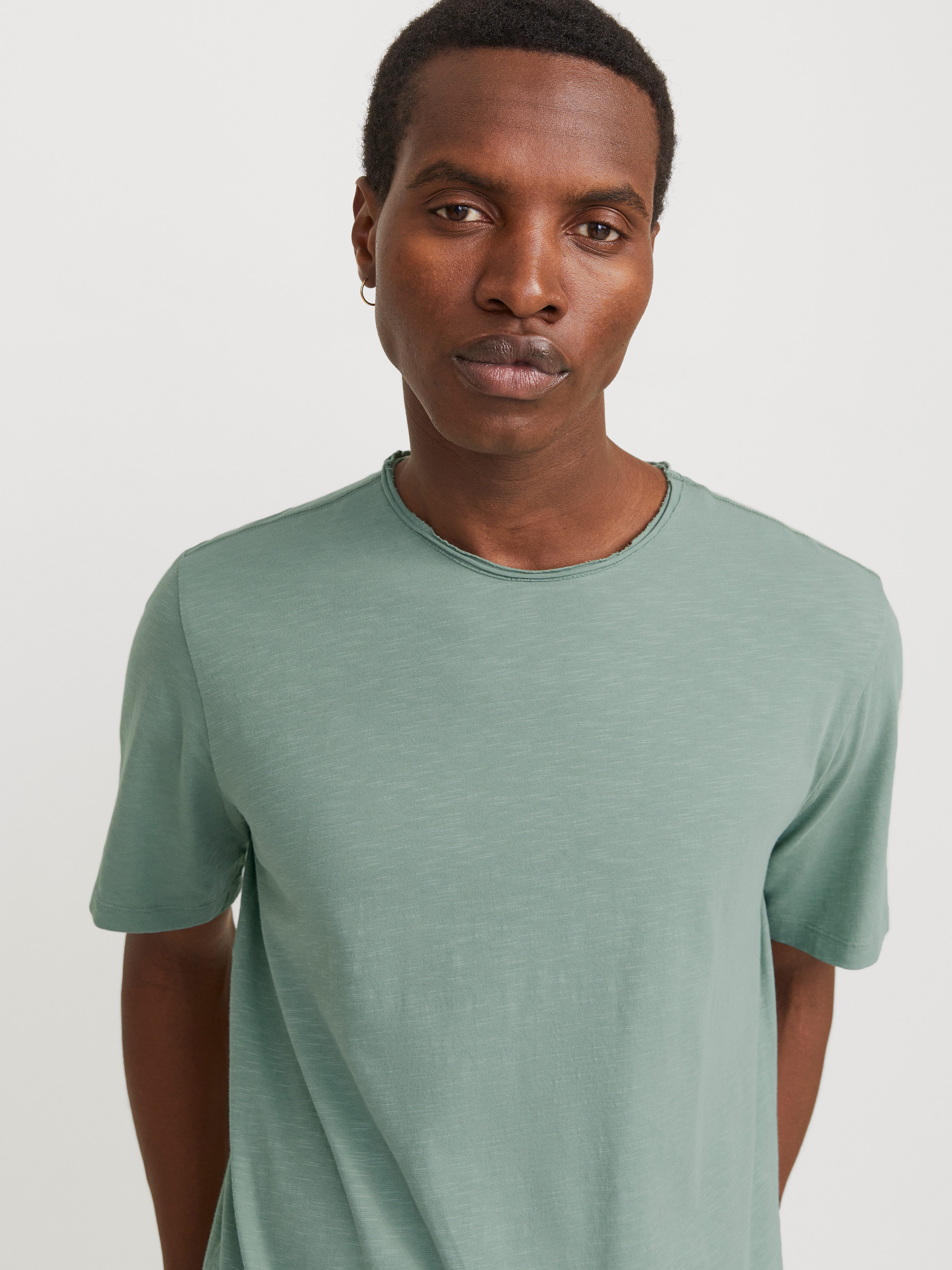 Jack & Jones Rundhalsshirt JJEBASHER TEE O-NECK SS NOOS mit Rundhalsausschn günstig online kaufen