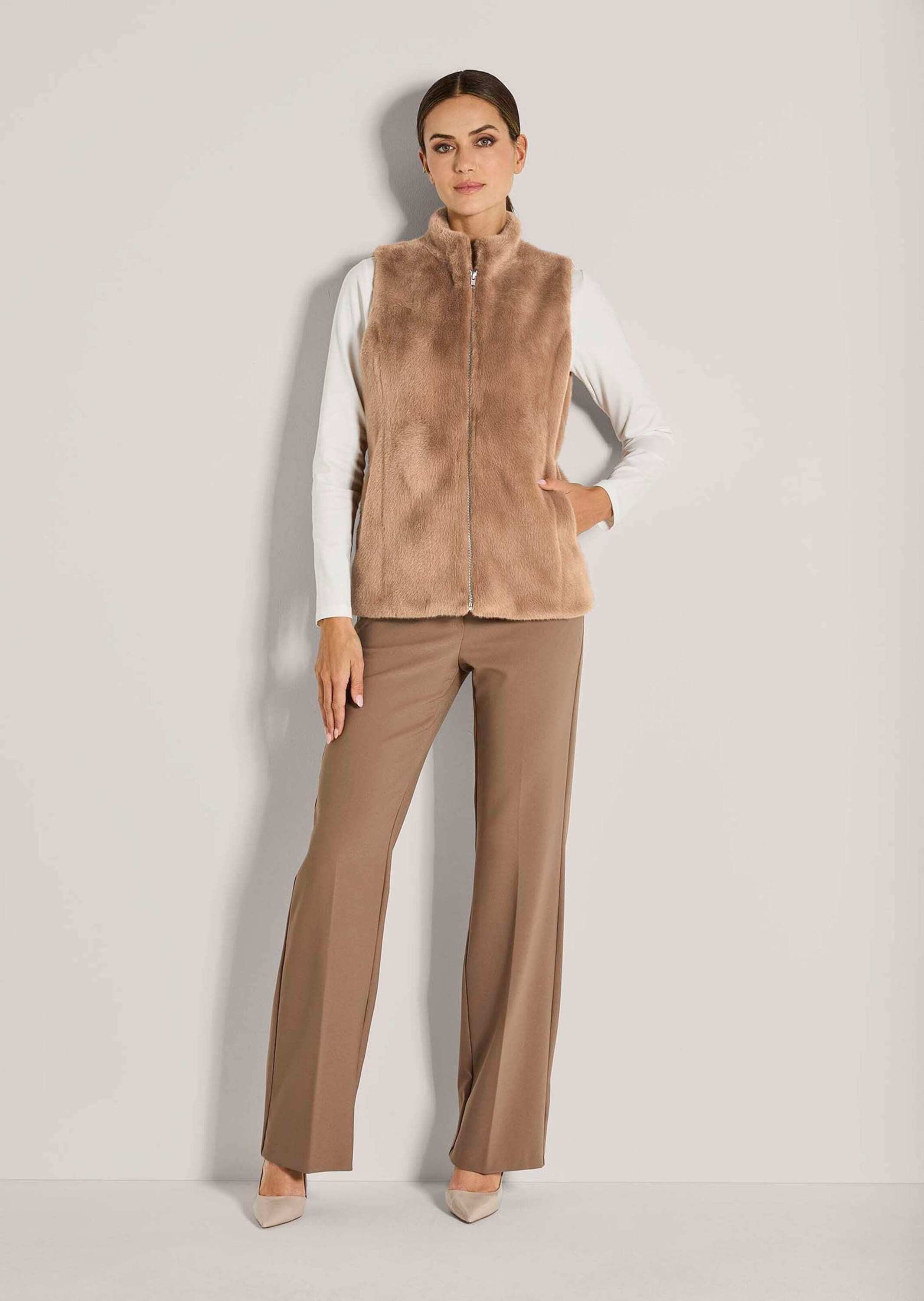 MADELEINE Kurzweste Webpelz-Weste mit Stehkragen Ärmellose Weste aus weichem Webpelz, Reißverschluss