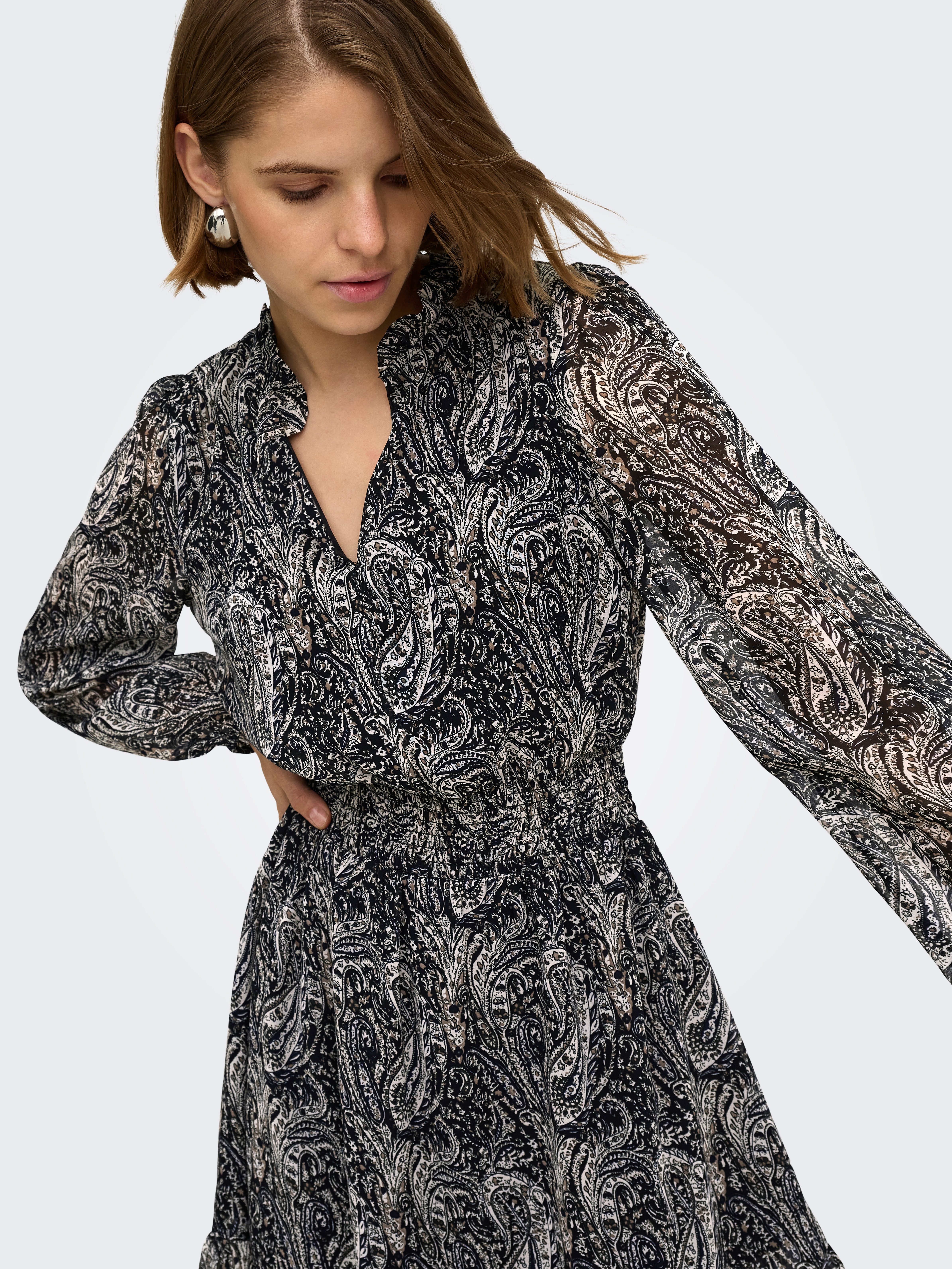ONLY Chiffonkleid ONLCAROLINE L/S SHORT DRESS WVN NOOS Polyester – Bild 3 von 5