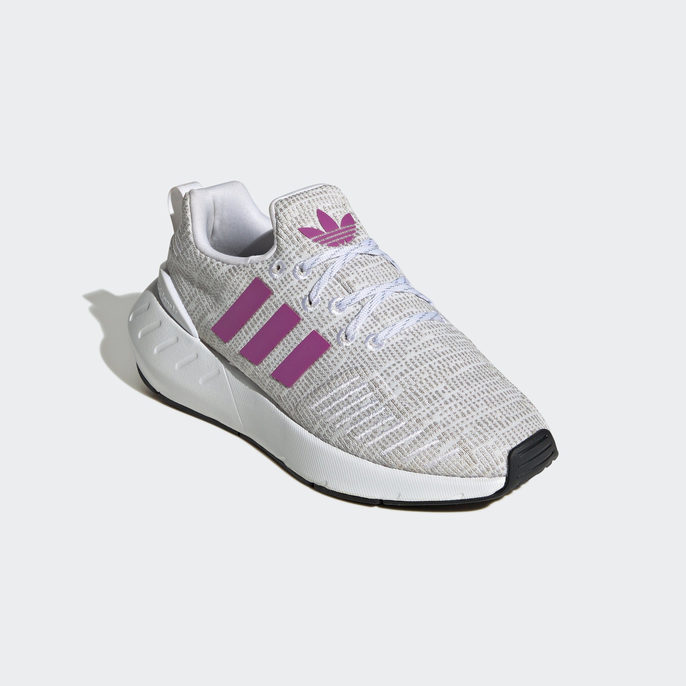 Sportswear weiß 22 Sneaker SWIFT RUN adidas