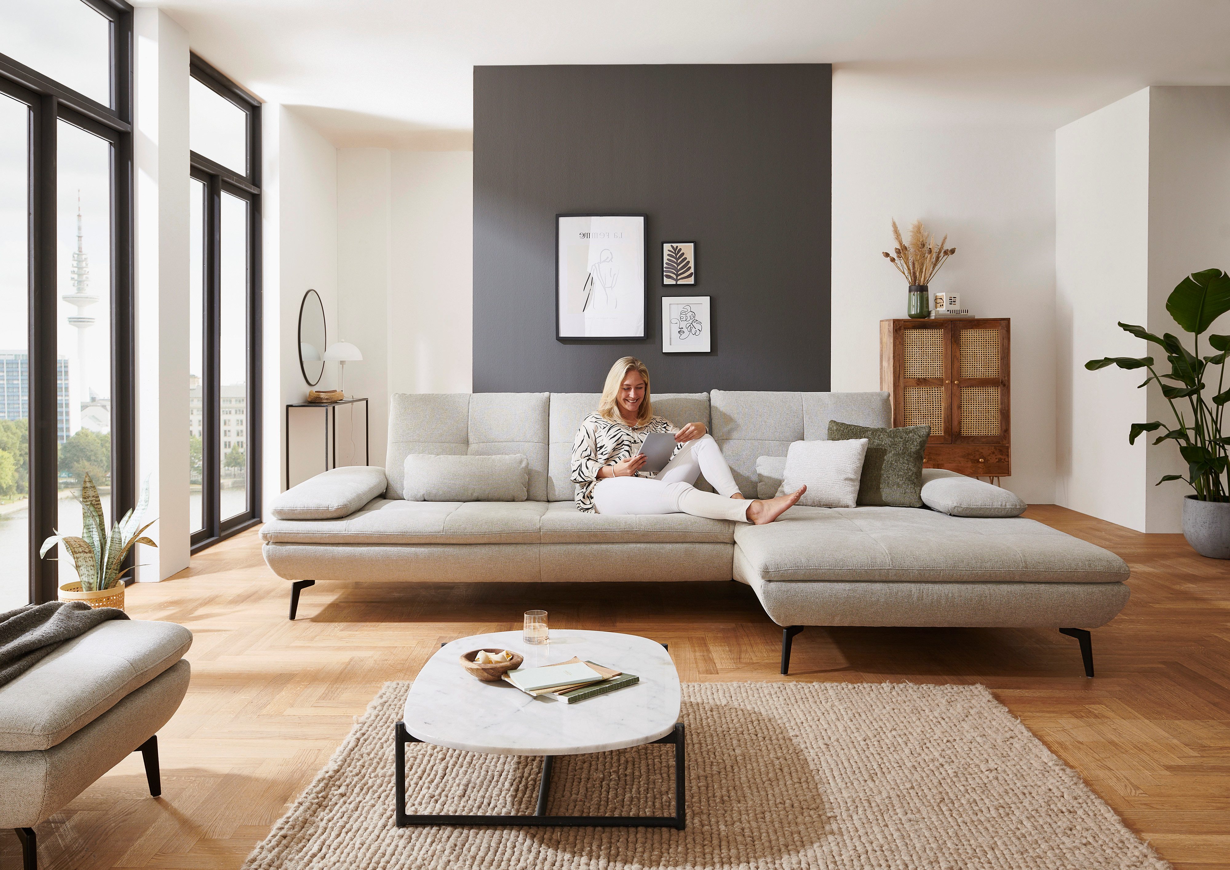 Die PlanBar Ecksofa "MP-IN23002 L-Form" wahlweise mit Armteil- und Sitztief günstig online kaufen