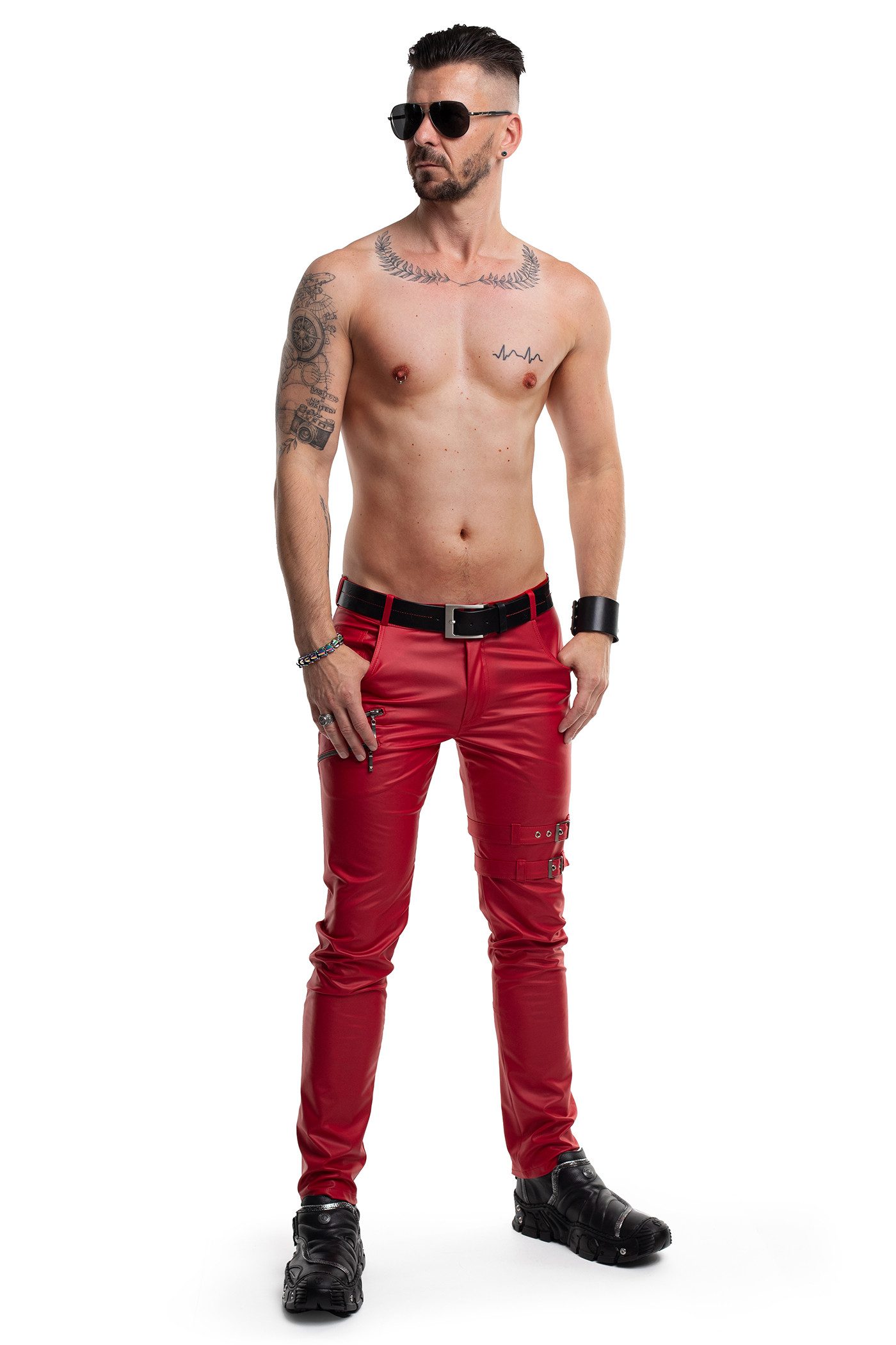 Regnes Fetish Planet Lederimitathose Herren-Hose in rot - XL