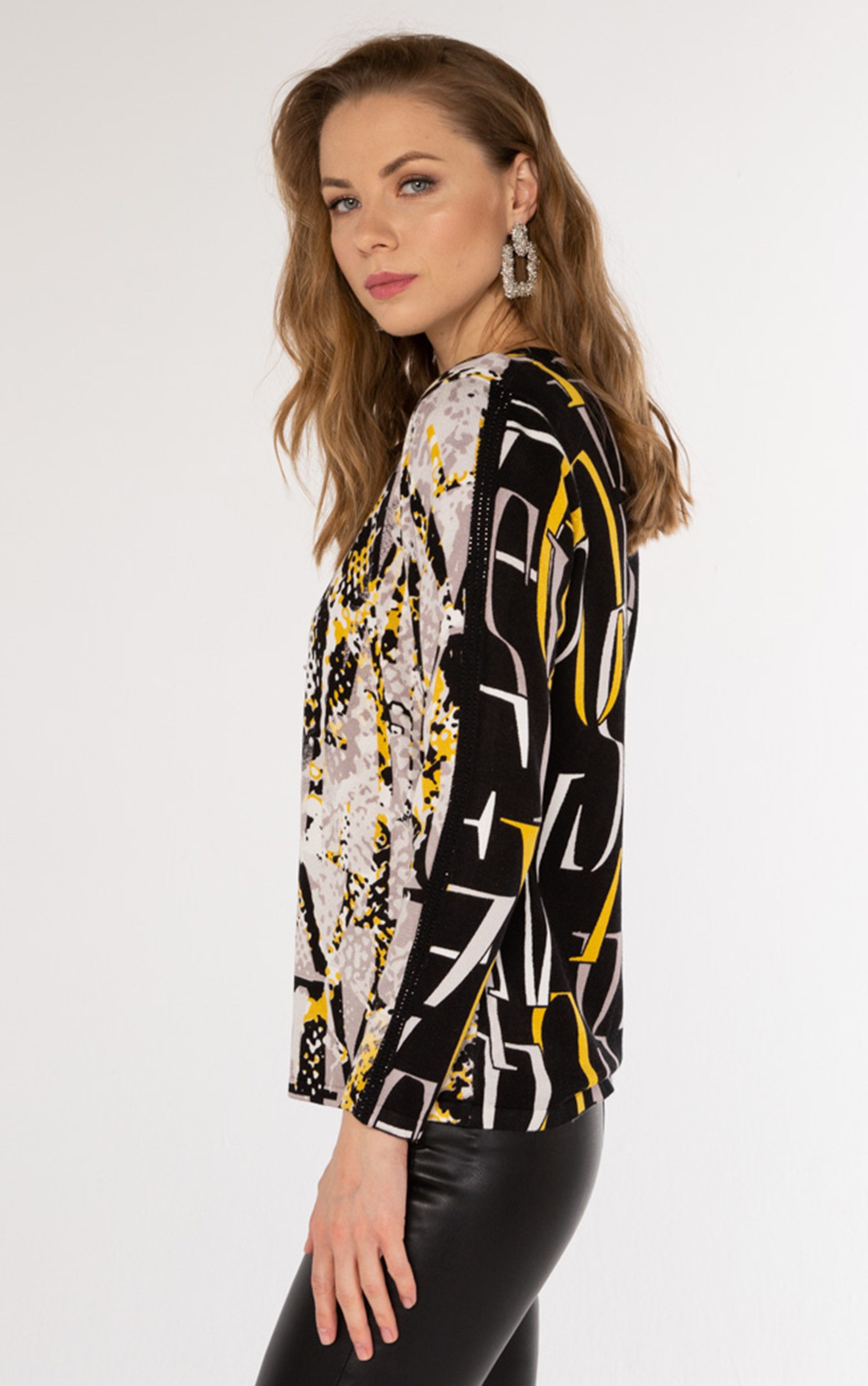 Passioni Strickpullover in Schlangenmuster und modernen Schriftzügen günstig online kaufen