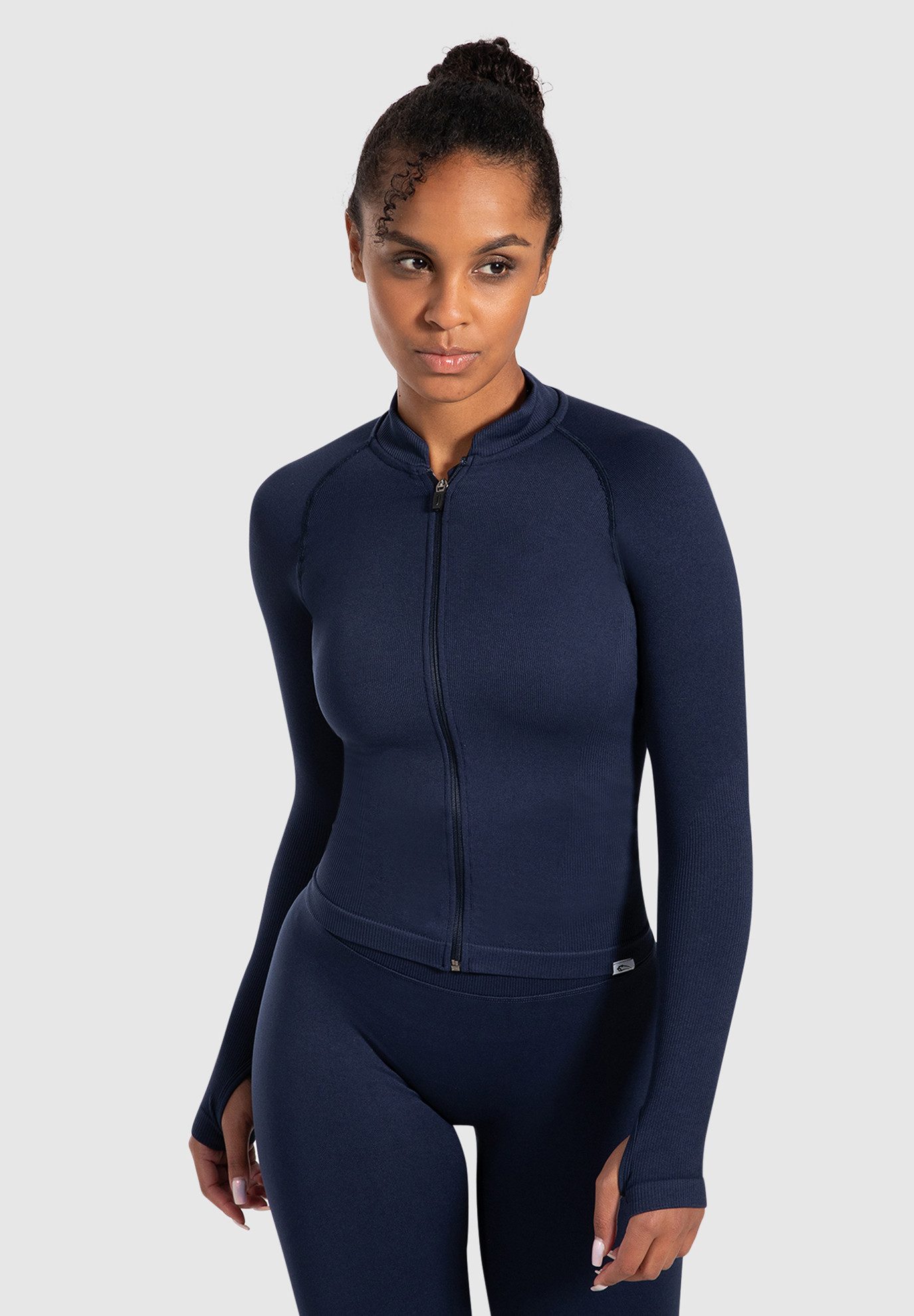 Smilodox Outdoorjacke Revia, Slim Fit Laufjacke mit Stehkragen & Daumenöffn günstig online kaufen