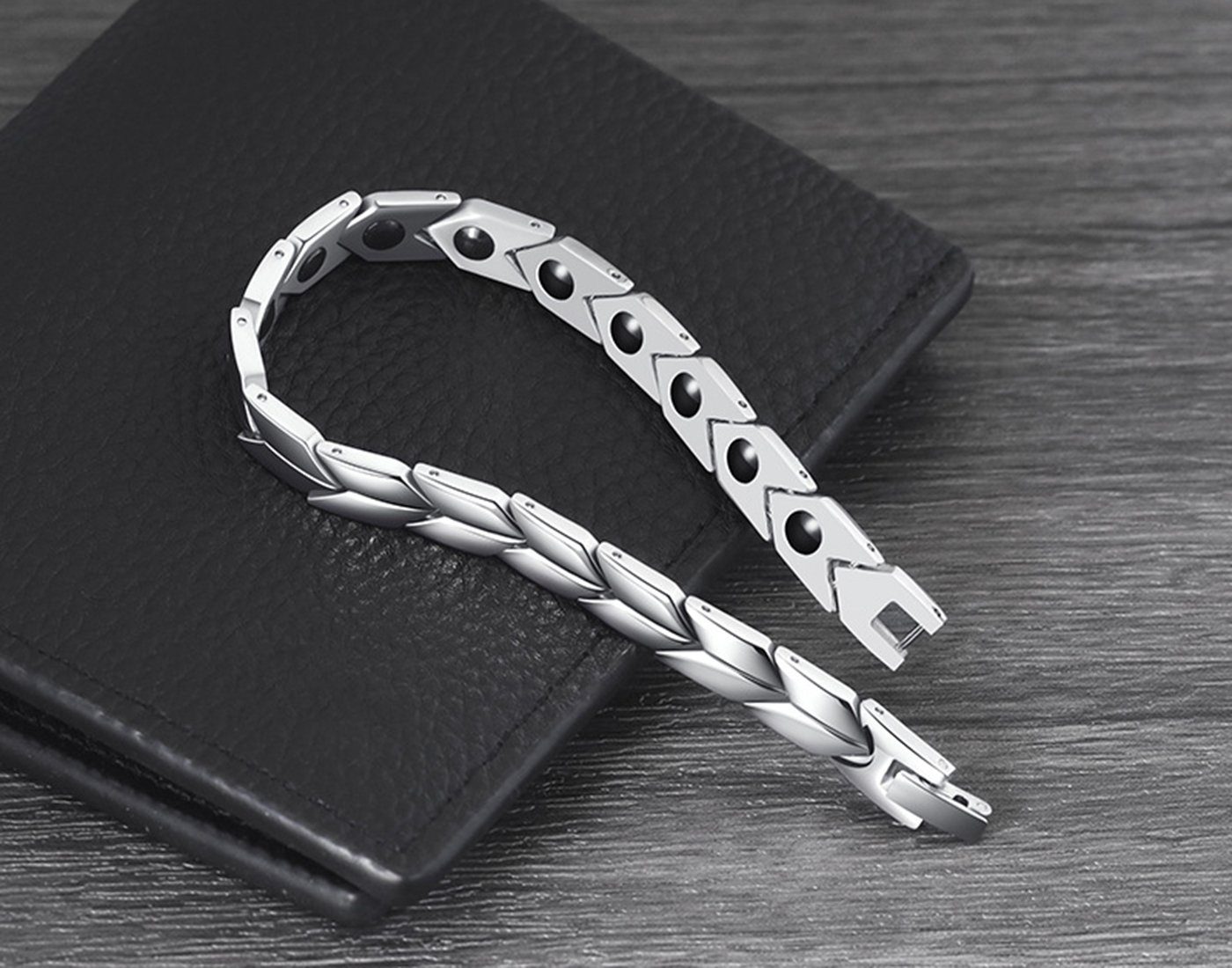 Herren Haiaveng für Damen Armband Gliederarmband,Magnet Bettelarmband Titan-Stahl-Armband,