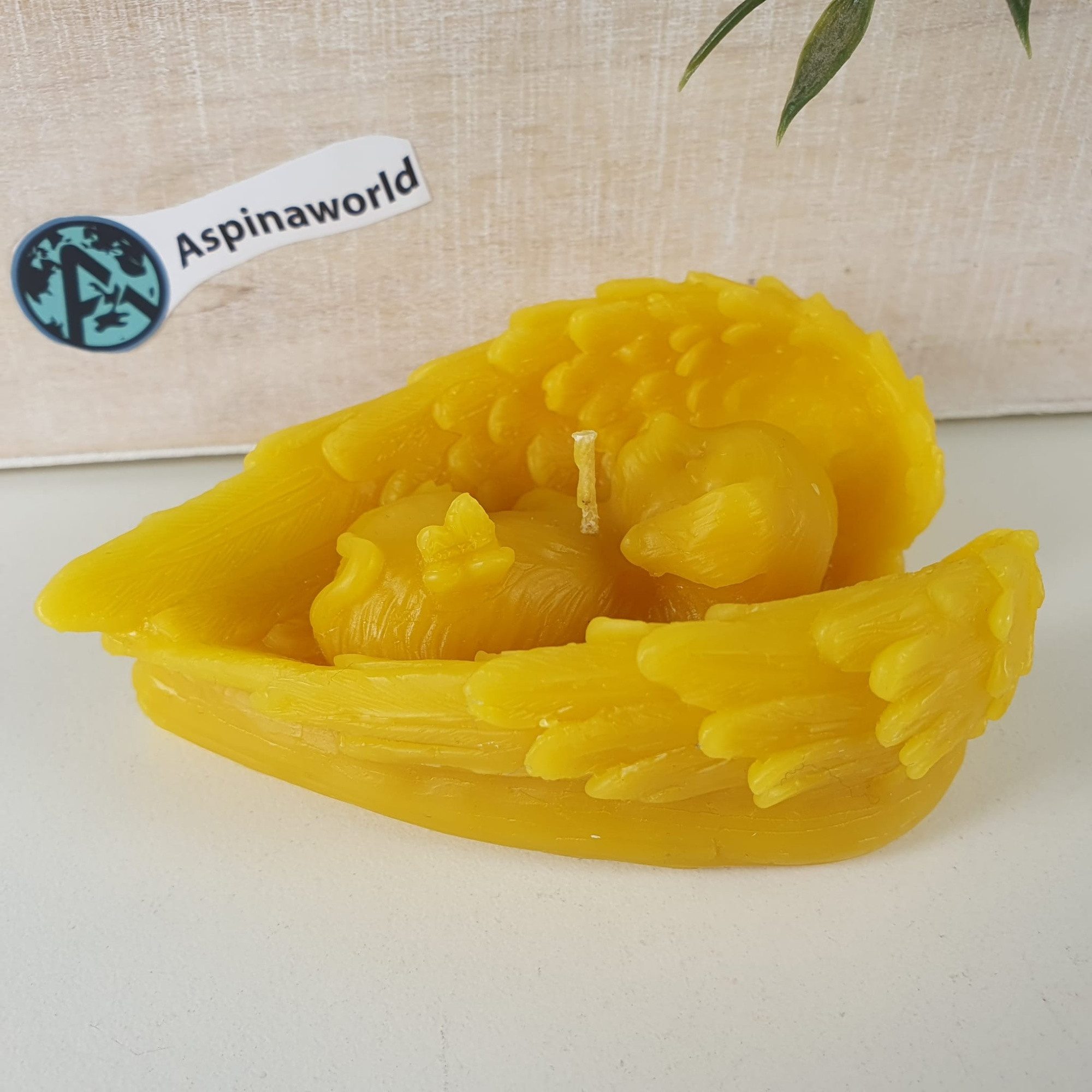 Aspinaworld Formkerze Hunde Kerze mit Engelsflügeln 4 cm – Kerze aus Bienenwachs