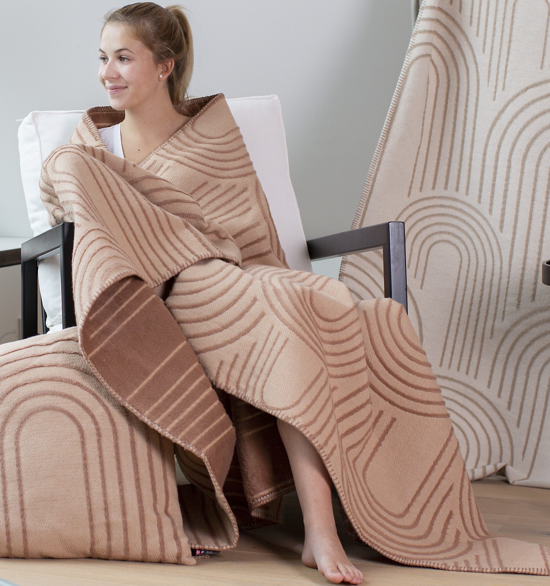 Wohndecke Deco 'Bögen' 130 x 200 cm, DAVID FUSSENEGGER