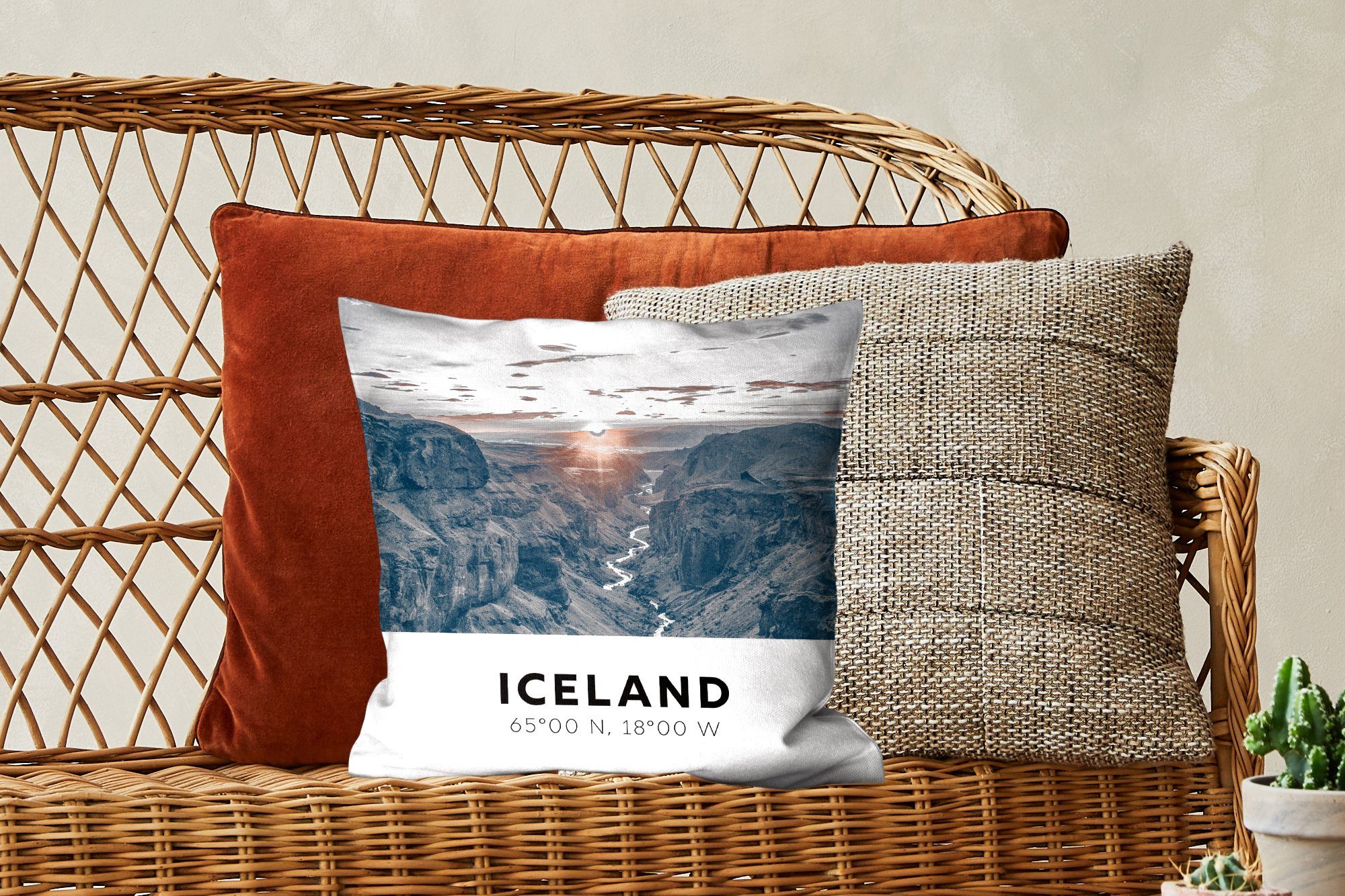 Island Deko, Zierkissen mit - Wasser Wohzimmer, für - Sonne, Dekokissen - MuchoWow Sofakissen Schlafzimmer, Füllung Berge