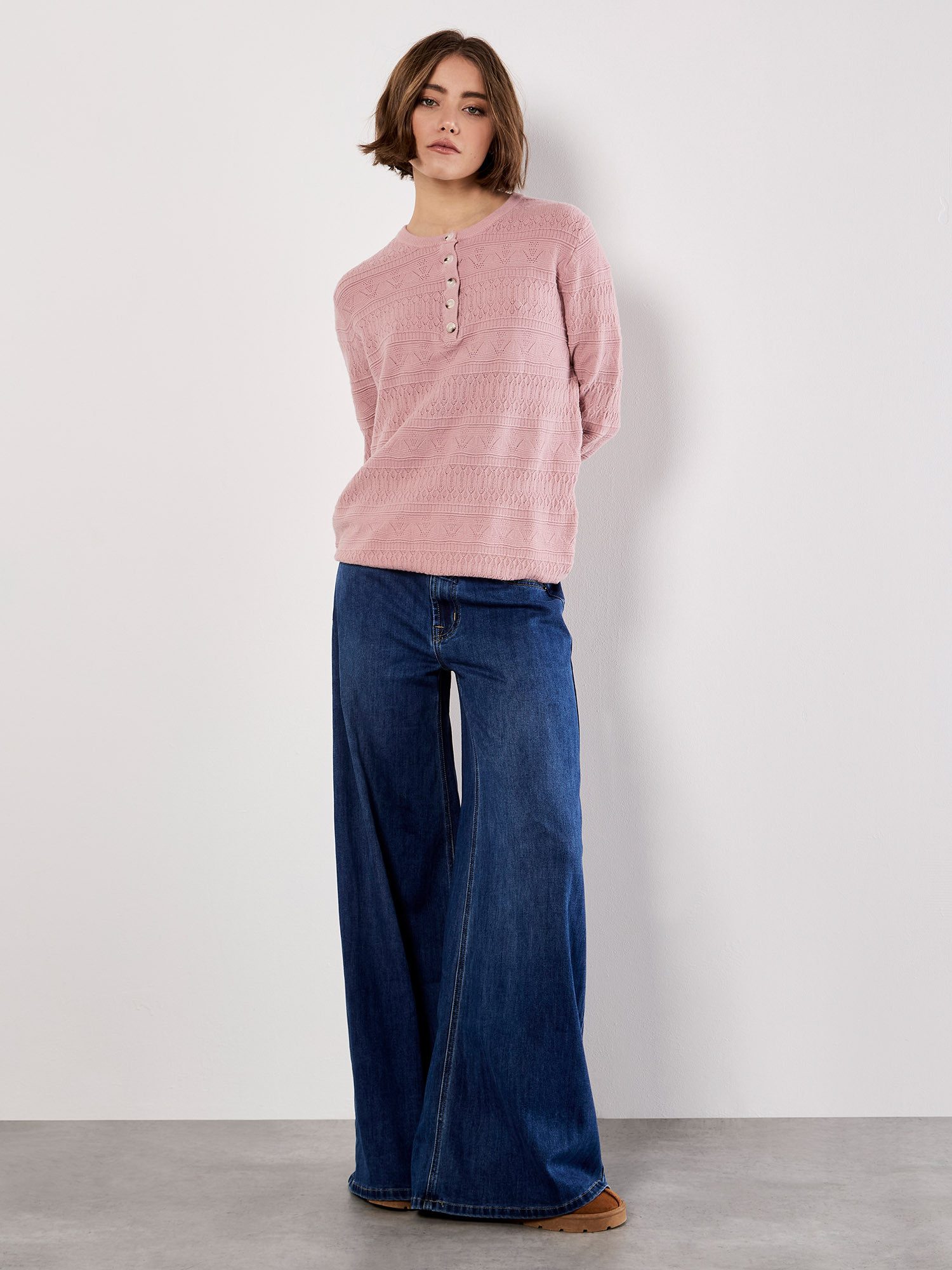 Apricot Rundhalspullover Pointelle-Pullover mit Knopfdetail günstig online kaufen