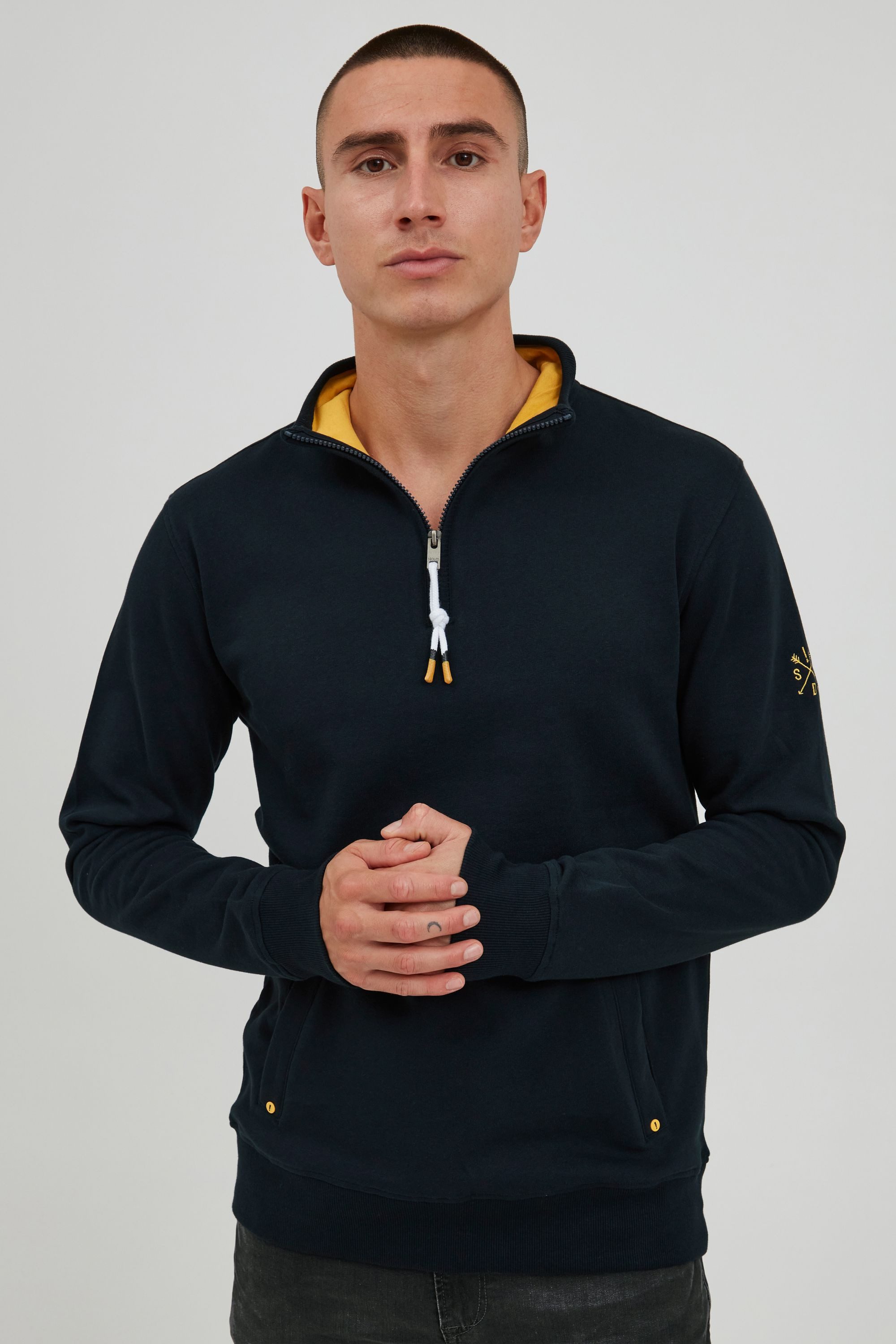 !Solid Sweatshirt SDKaran Moderner Sweater mit günstig online kaufen