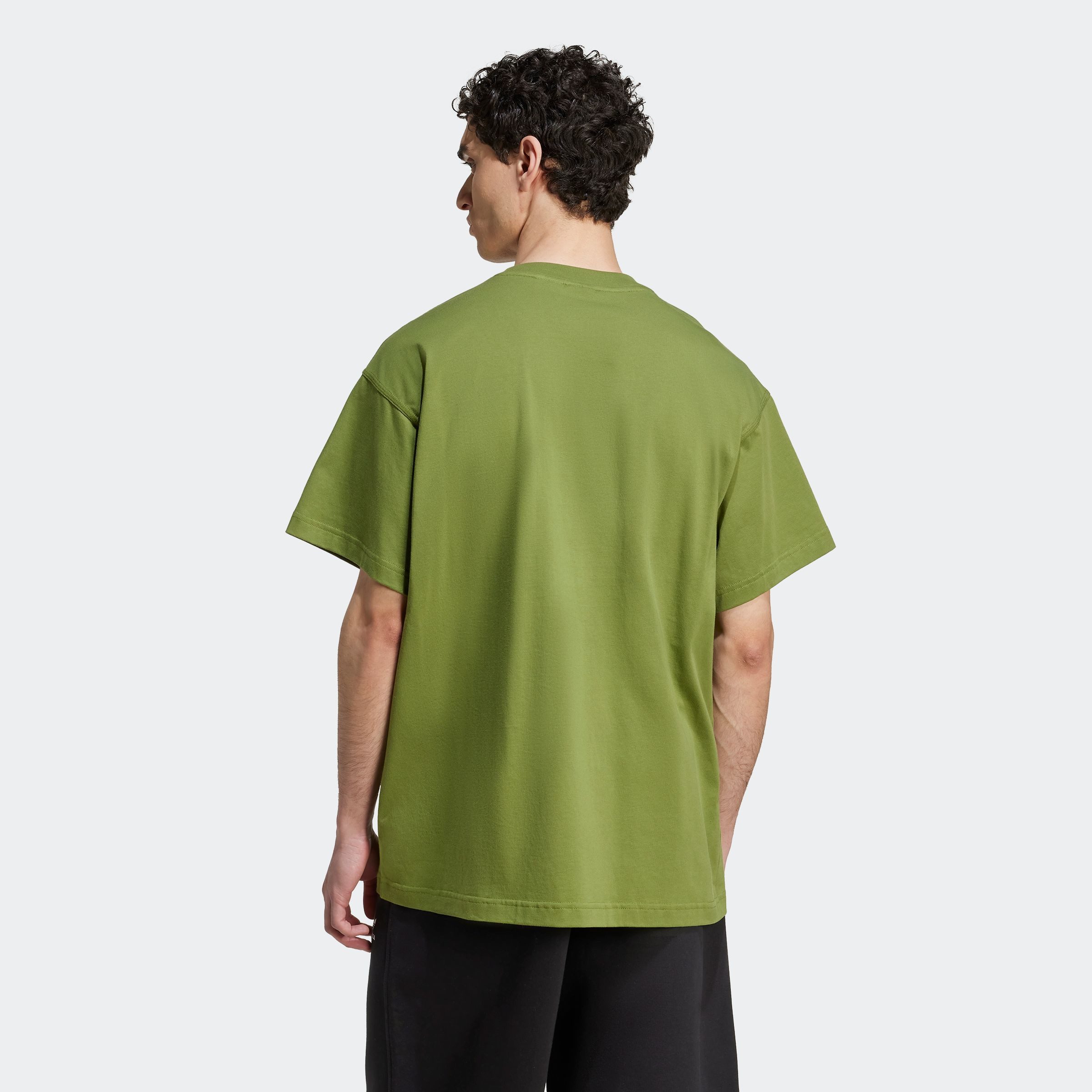 adidas Originals T-Shirt ESS OS TEE lockere Silhouette, mit geripptem Rundh günstig online kaufen