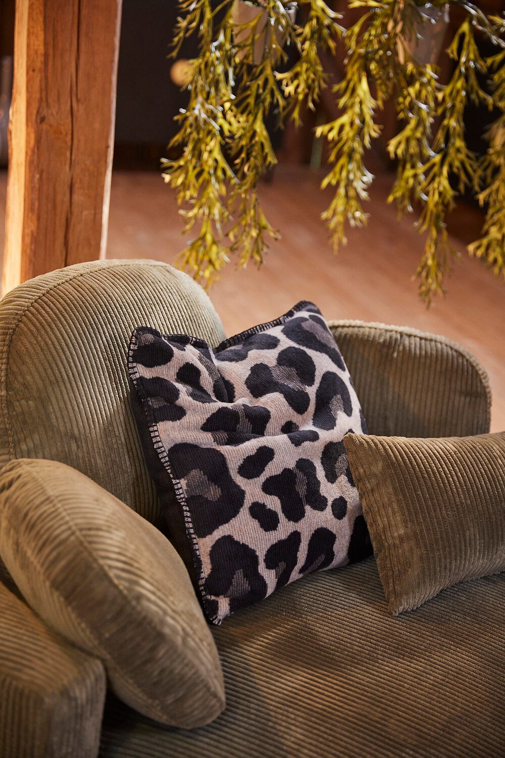 Biederlack Dekokissen Leo Part, im angesagten Leodesign – Bild 4 von 5