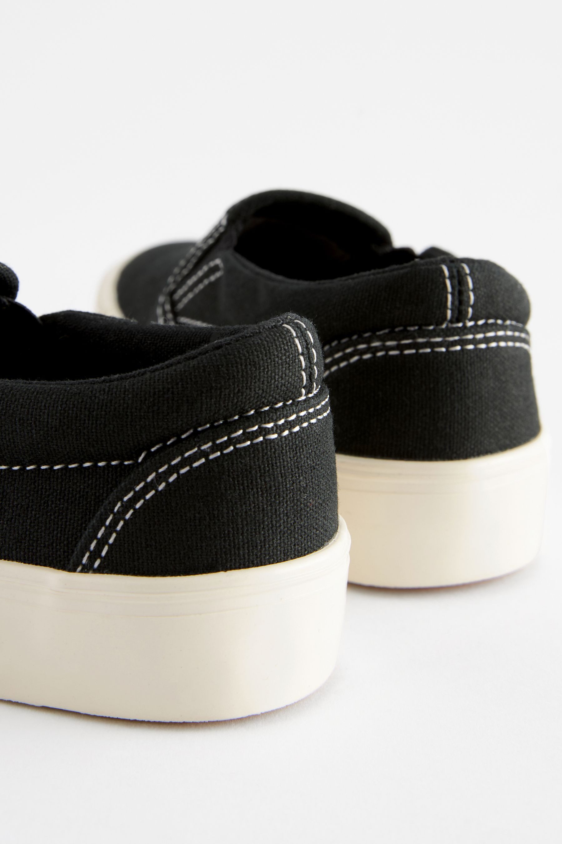 Next Schlupfschuhe Slipper (1-tlg)