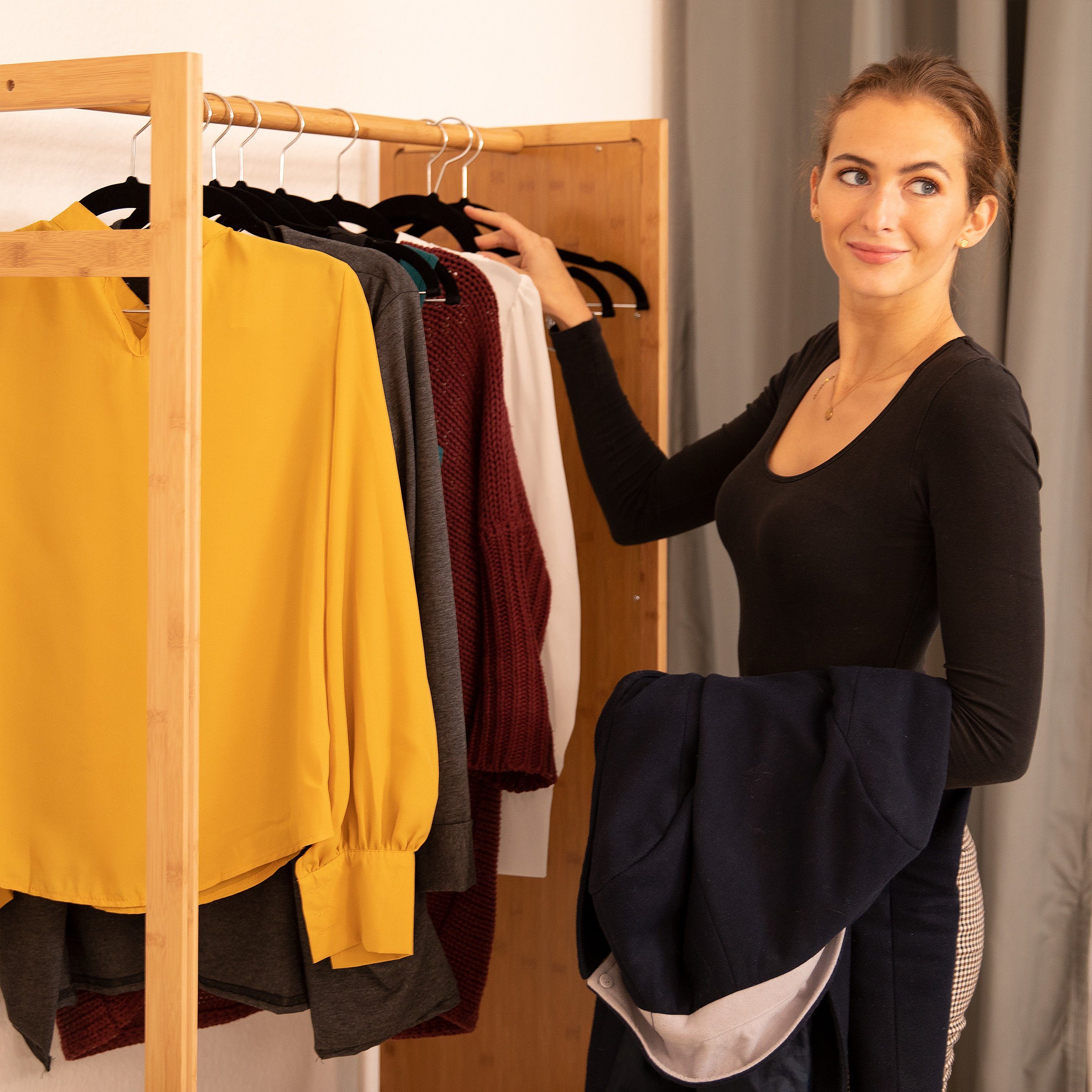 relaxdays Rockbügel Samtbügel mit Clips 12er günstig online kaufen