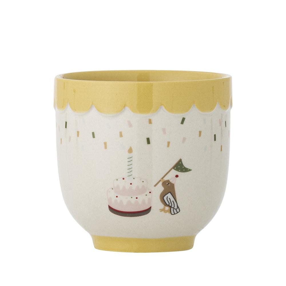 Bloomingville Tasse MINI Celebrate Gelb, Steingut, Kinderbecher, Steingut, Handbemalt, Verspielt, Unikat, Kindertasse, dänisches Design