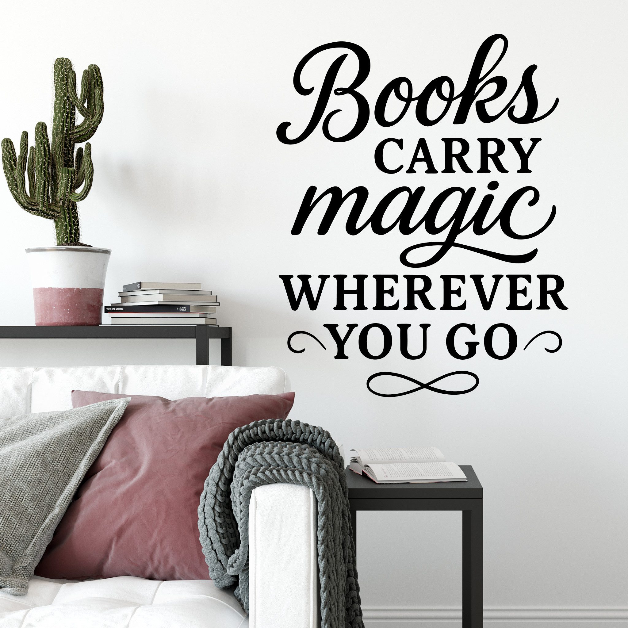 Sunnywall Wandspruch Wandtattoo Books carry magic – englischer Spruch für Wohnzimmer, selbstklebend, konturgschnitten