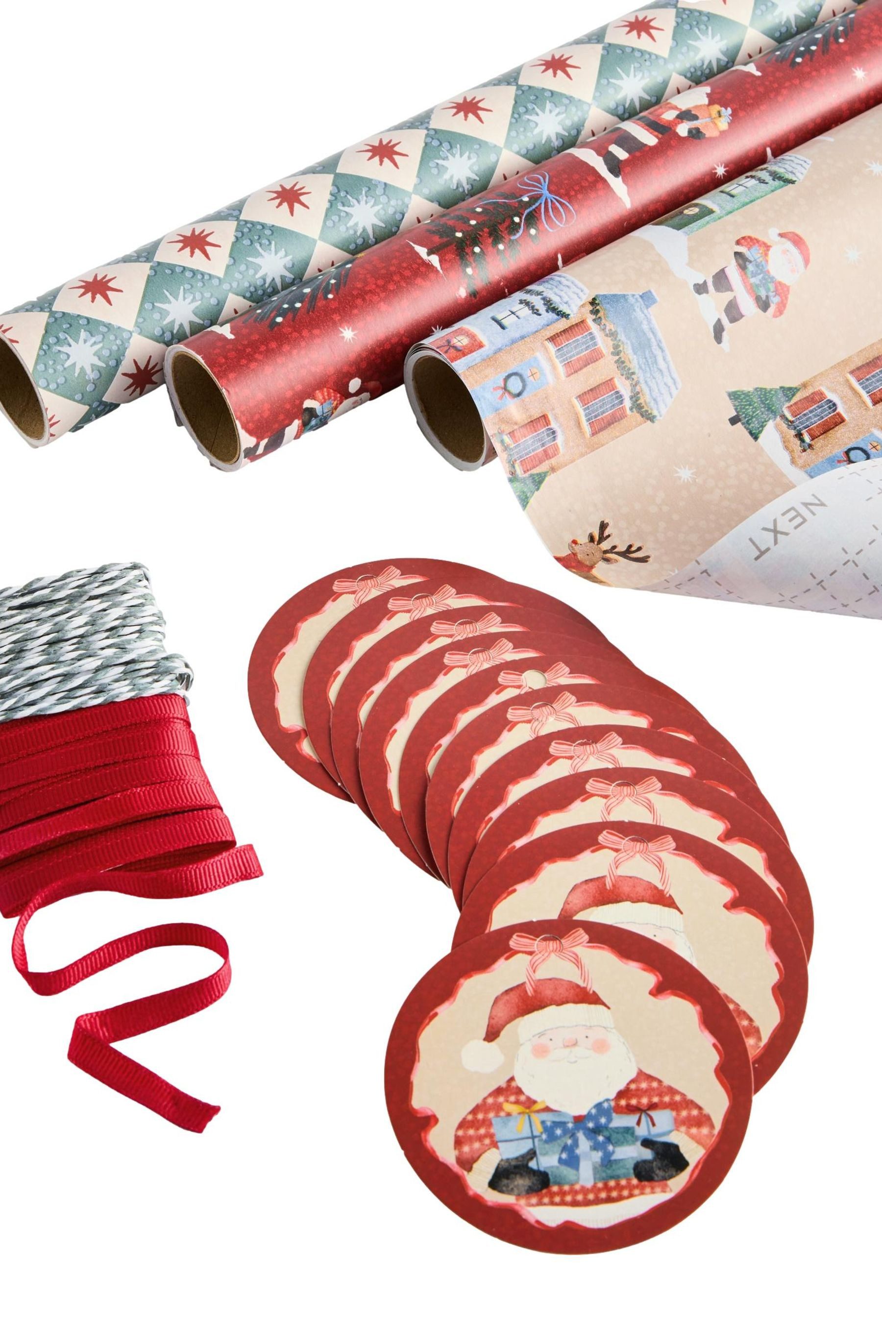 Next Geschenkpapier 3 x Weihnachtspapier (je 3m), Anhänger & Bänder, (3St)