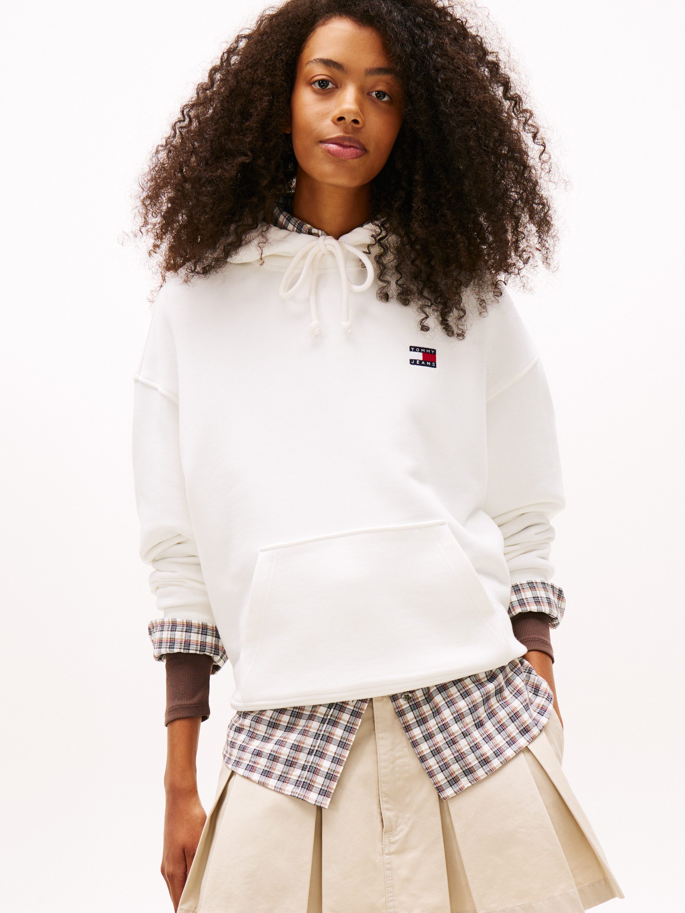 Tommy Jeans Hoodie TJW BXY BADGE HOODIE EXT mit Logo-Badge