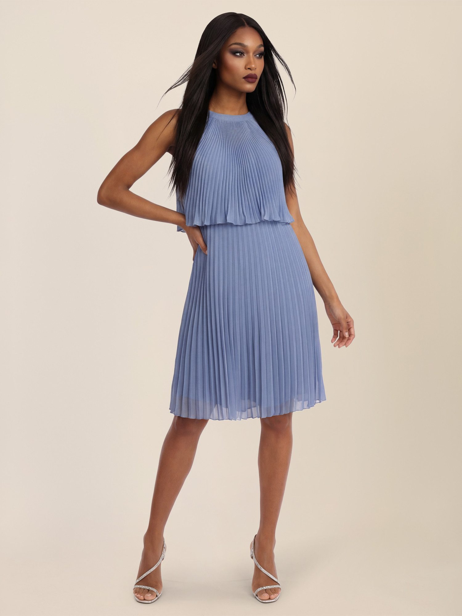 Apart Chiffonkleid mit doppellagigem Oberteil günstig online kaufen
