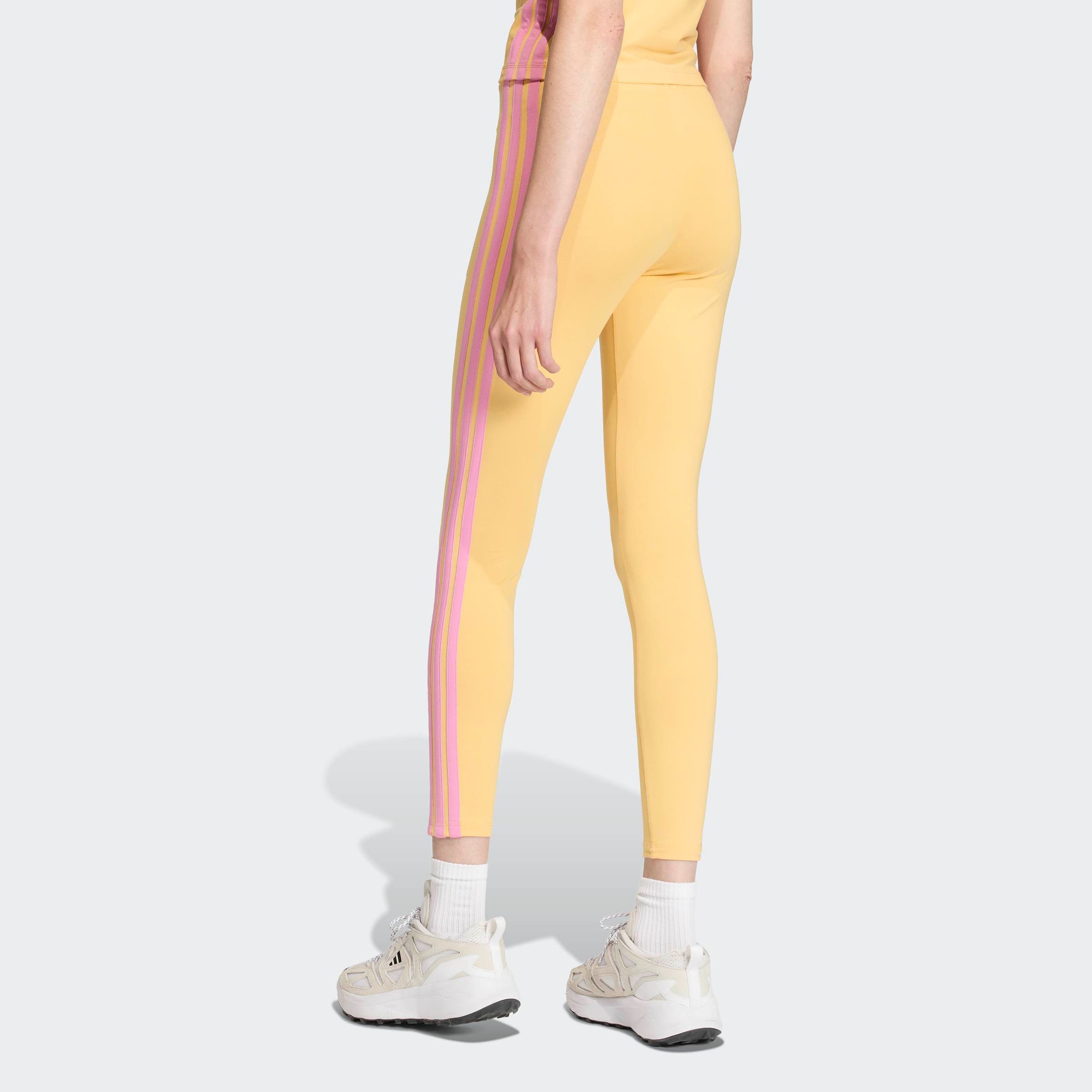 adidas Sportswear Trainingstights ESSENTIALS 3-STREIFEN COTTON LEGGINGS sportlicher Look mit 3-Streifen, aus Baumwolle und Elasthan