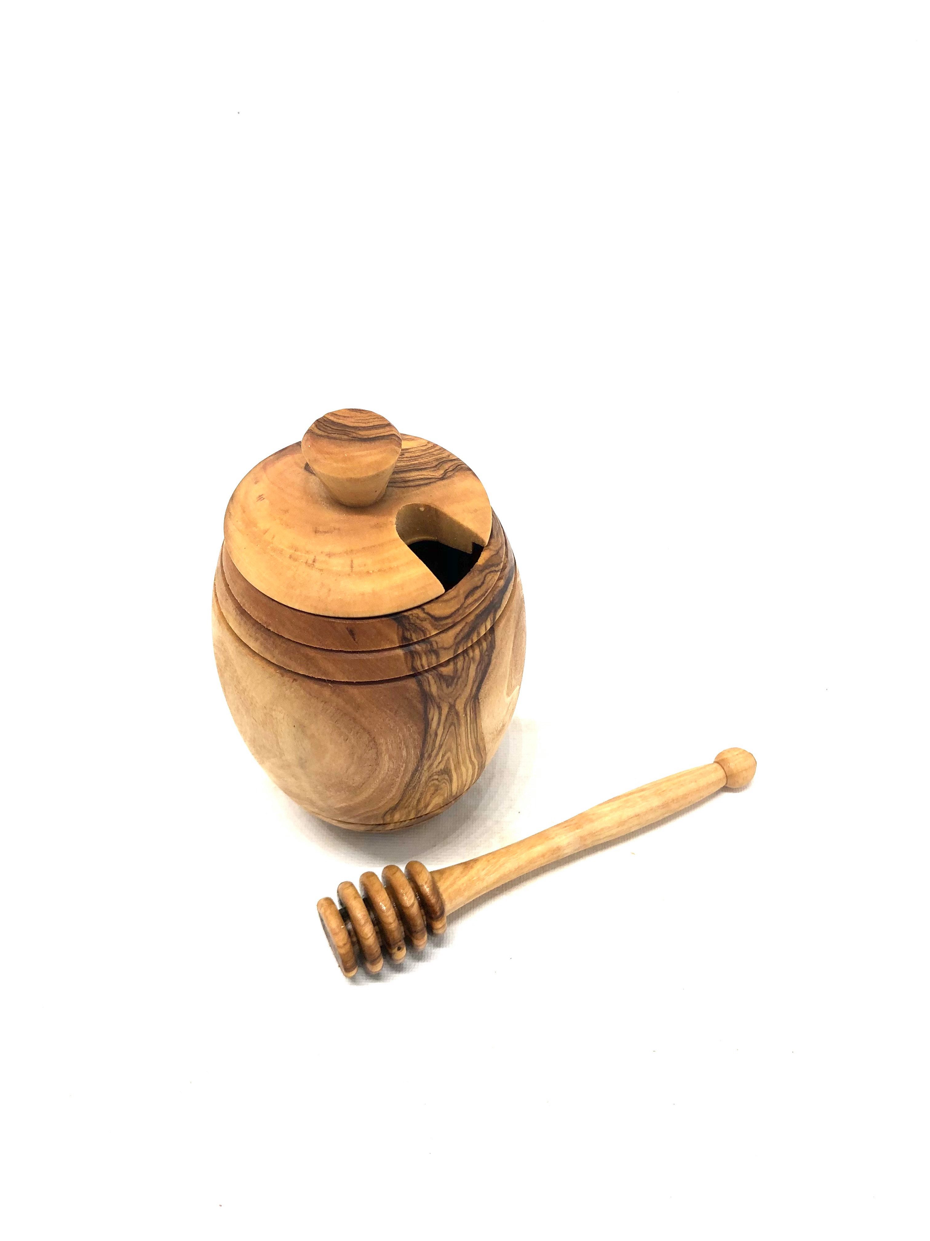 Olivenholz-erleben Honigglas Honigtopf aus Olivenholz mit Deckel & 14 cm Honiglöffel, OLivenholz, (3-tlg), Geschmackneutral & hygienisch, robust & langlebig, jeder ein Unikat