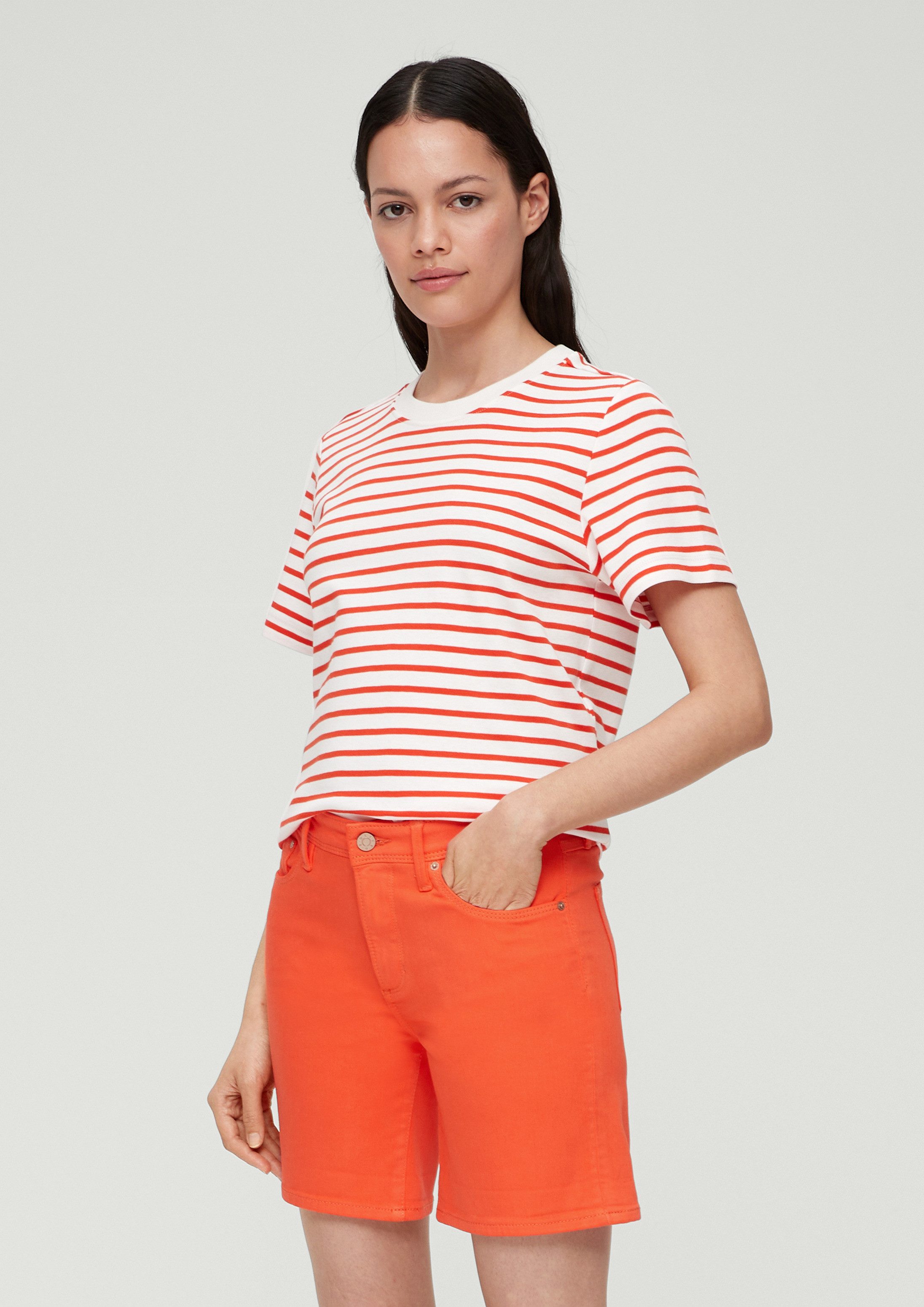 s.Oliver Jeansshorts Short BETSY Jeans-Shorts Betsy / Slim Fit / Mid Rise / Regular Leg