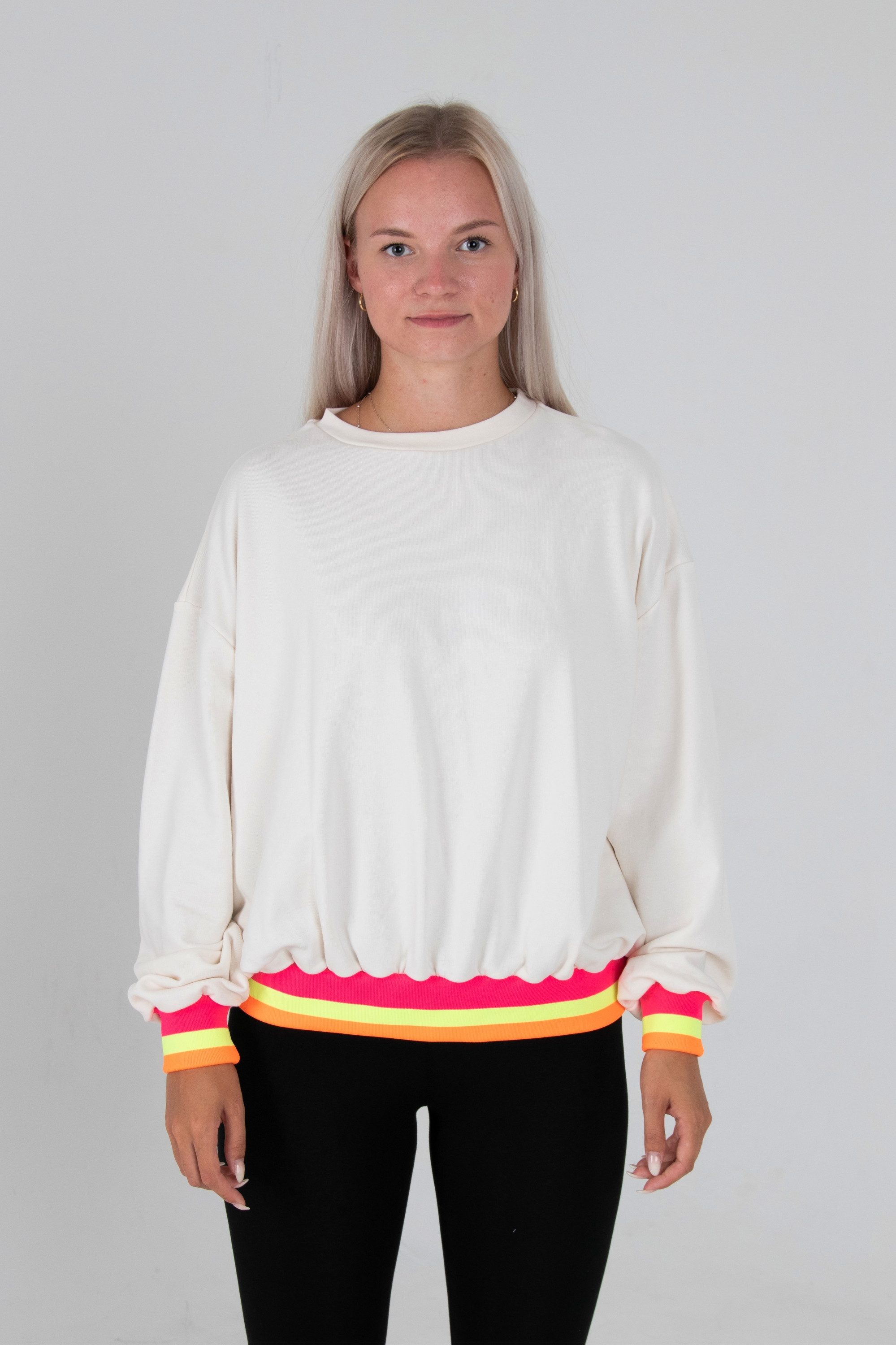 Be Famous Sweater Oversized Neon Cuff (1-tlg) günstig online kaufen