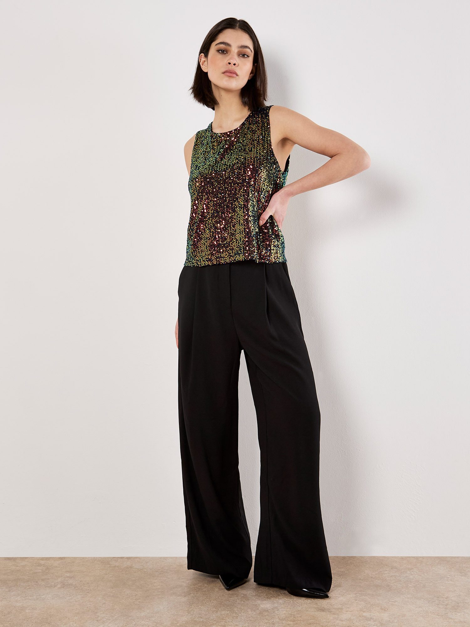 Apricot Crop-Top Kurztop mit Pailleten – Bild 3 von 4