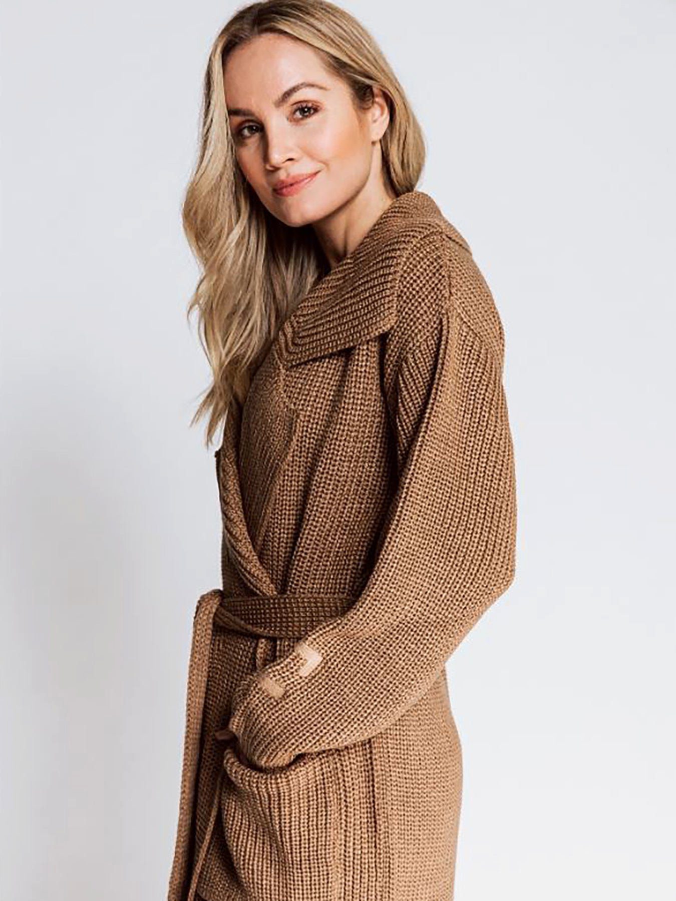 Zhrill Strickmantel Langer Strickcardigan Kasa Brown