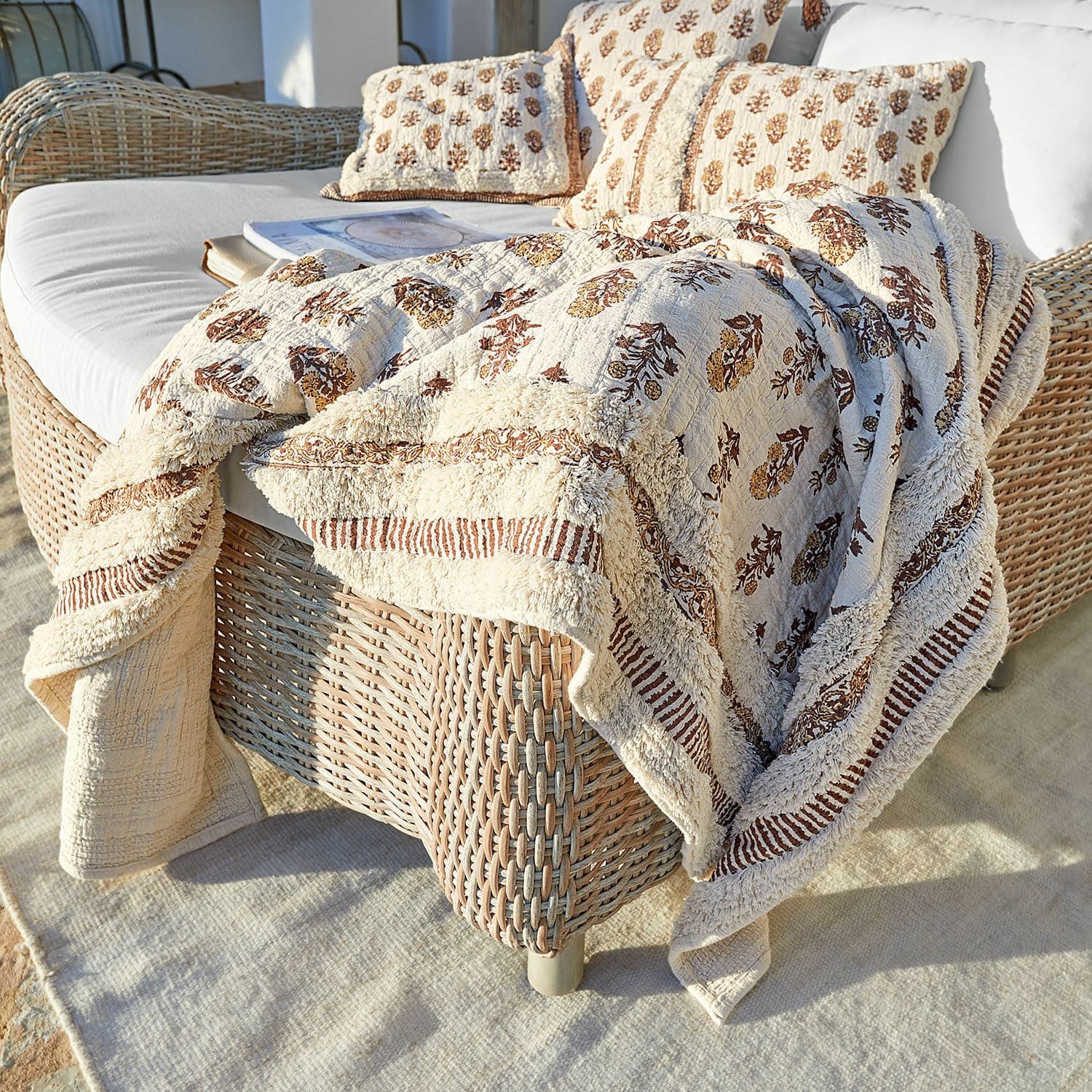 Mirabeau Tagesdecke Plaid Arsalan creme/braun