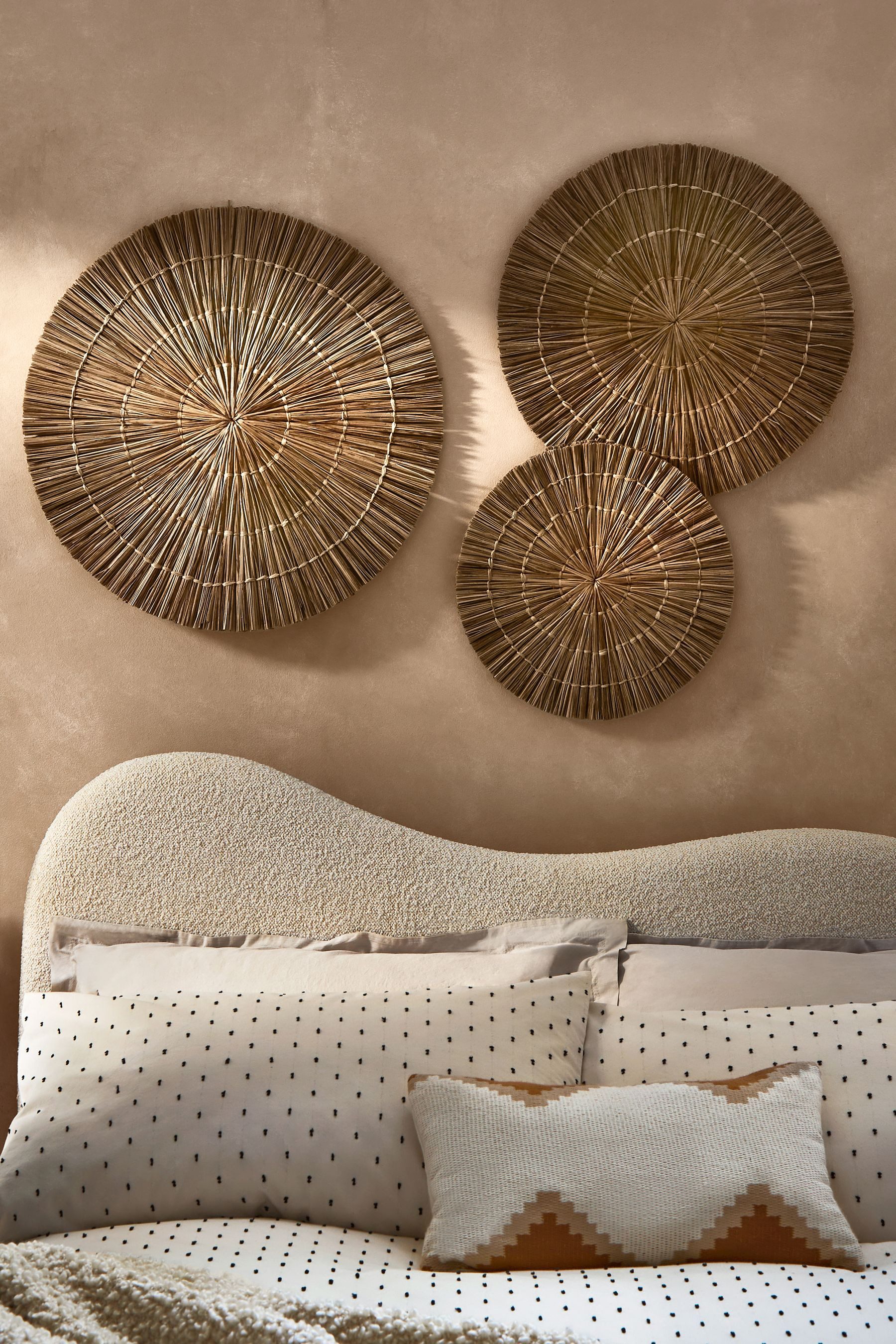 Next Wanddekoobjekt Set of 3 Woven Rattan Wall Plaques