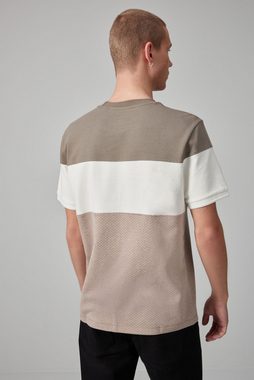Next T-Shirt Strukturiertes T-Shirt in Blockfarben (1-tlg)