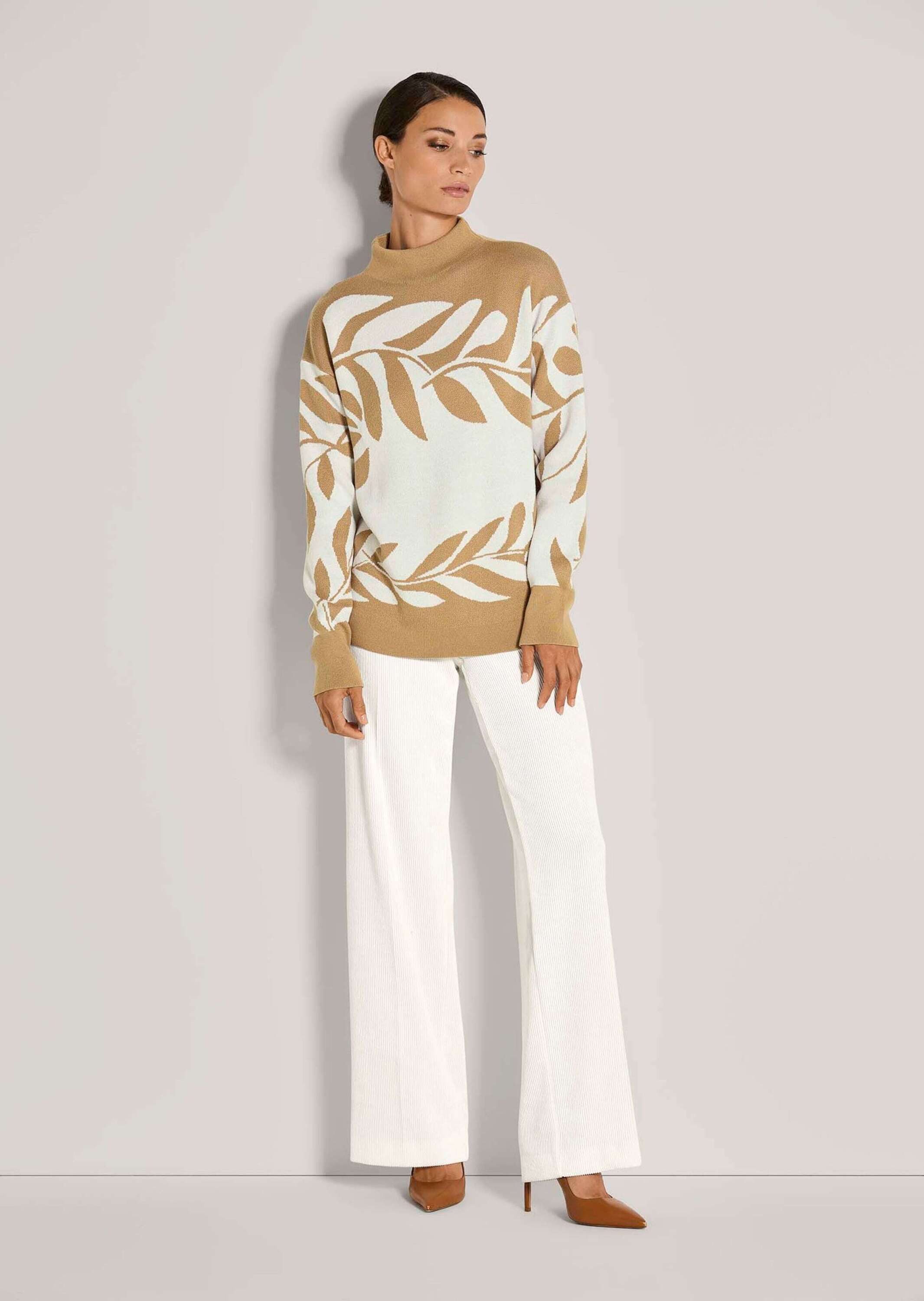 MADELEINE Strickpullover Moderner Winterpullover mit floralem günstig online kaufen