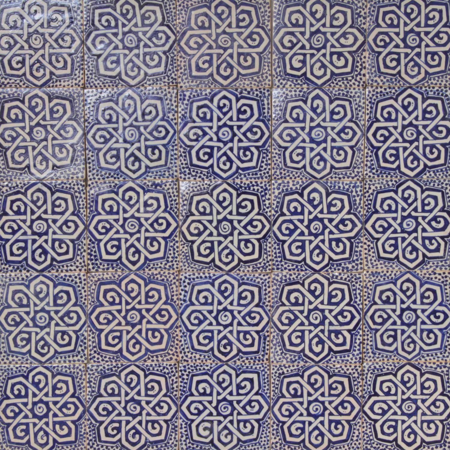 Casa Moro Wandfliese Kunsthandwerk und Orientalische 10x10 Aisha Weiß Fliese Keramikfliese FL7210, cm, aus Blau marokkanische Marokko, Handbemalte