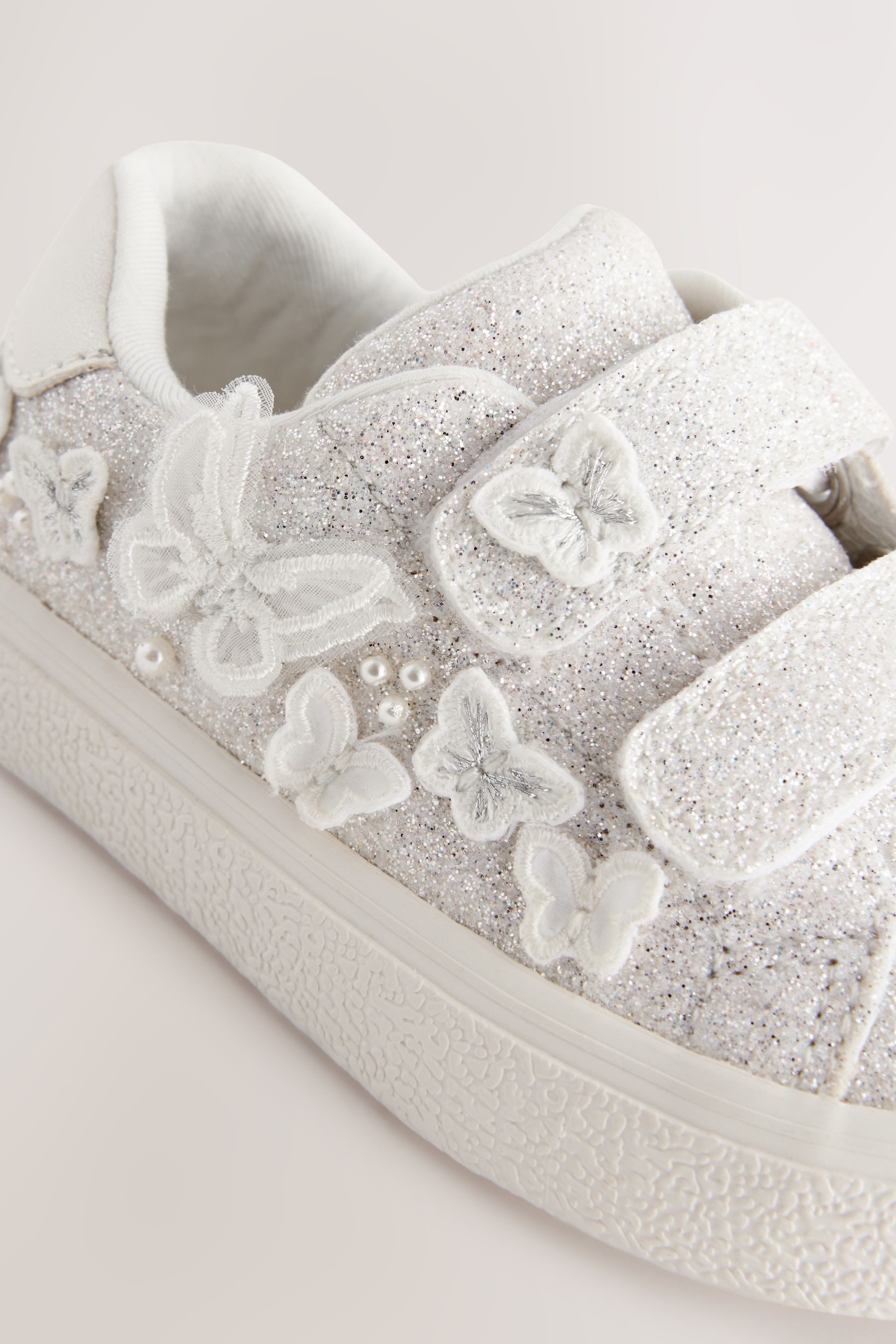 Next Schmetterling Turnschuhe mit Klettverschlussriemen Sneaker – Bild 4 von 5