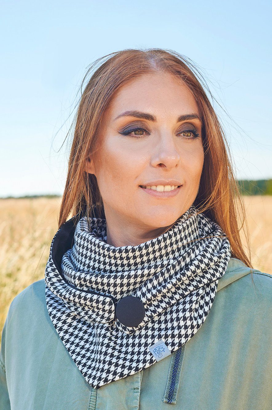 Wishproject® Halstuch Dreieckstuch, Pepita Classy Love Style, XXL Damen Tuch, Kapuzenschal, Hergestellt in Deutschland, Variierbar mittels Knopf und Schlaufe